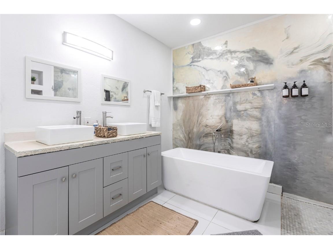 1213 5th Street W Palmetto FL 34221 O6333249 image17