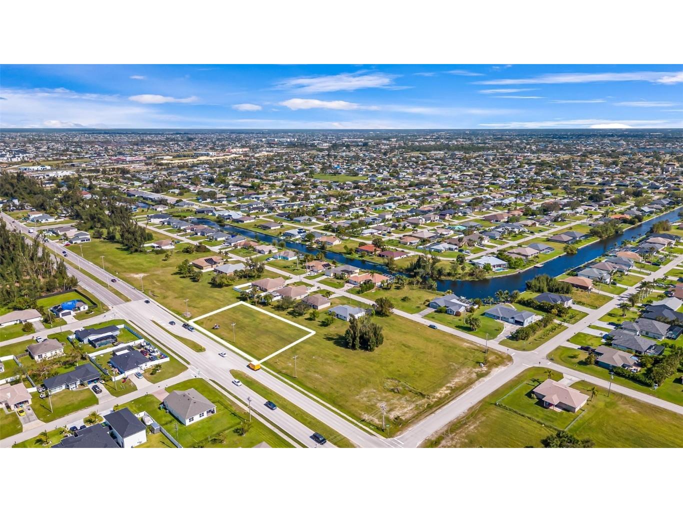 1213 Chiquita Boulevard S Cape Coral FL 33991 C7500621 image1