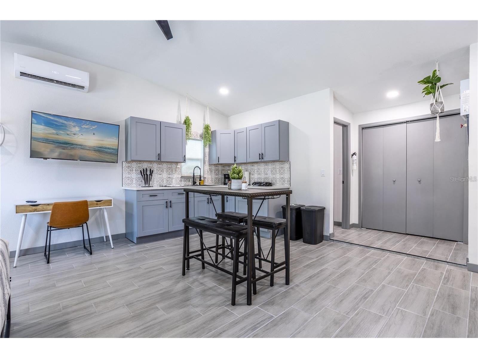 1213 Corbett Lane Orlando FL 32806 O6378970 image40