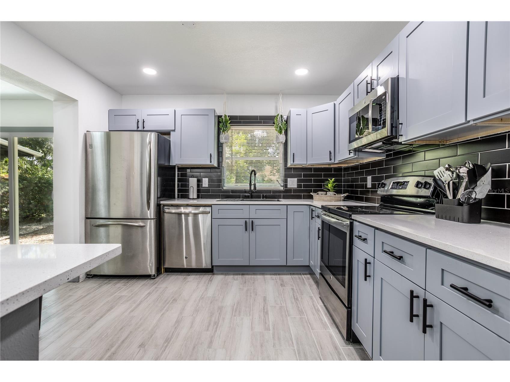 1213 Corbett Lane Orlando FL 32806 O6378970 image7