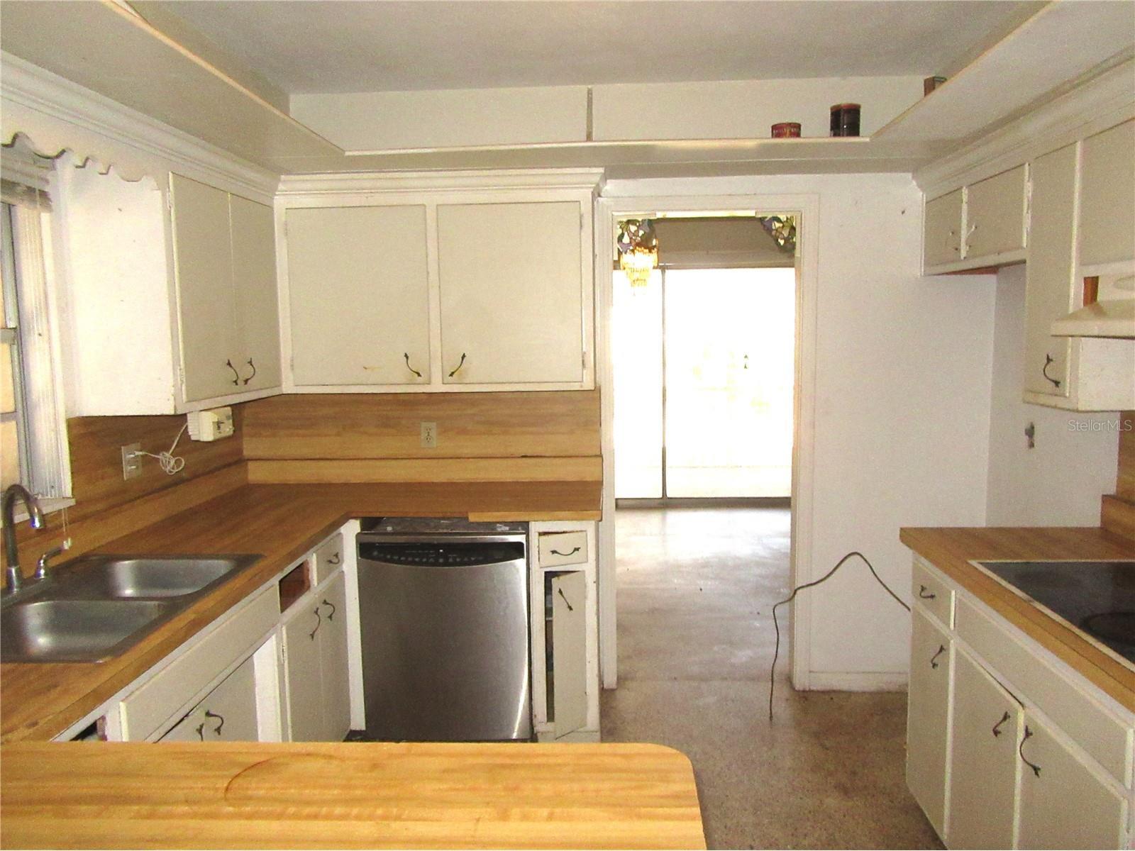 1213 Cuttingin Place Tampa FL 33612 TB8487376 image18