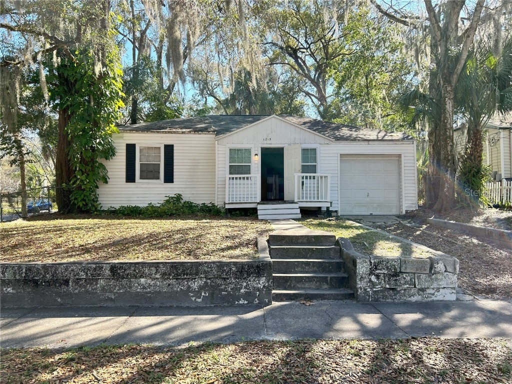 1213 E Park Circle Tampa FL 33604 J973729 image1