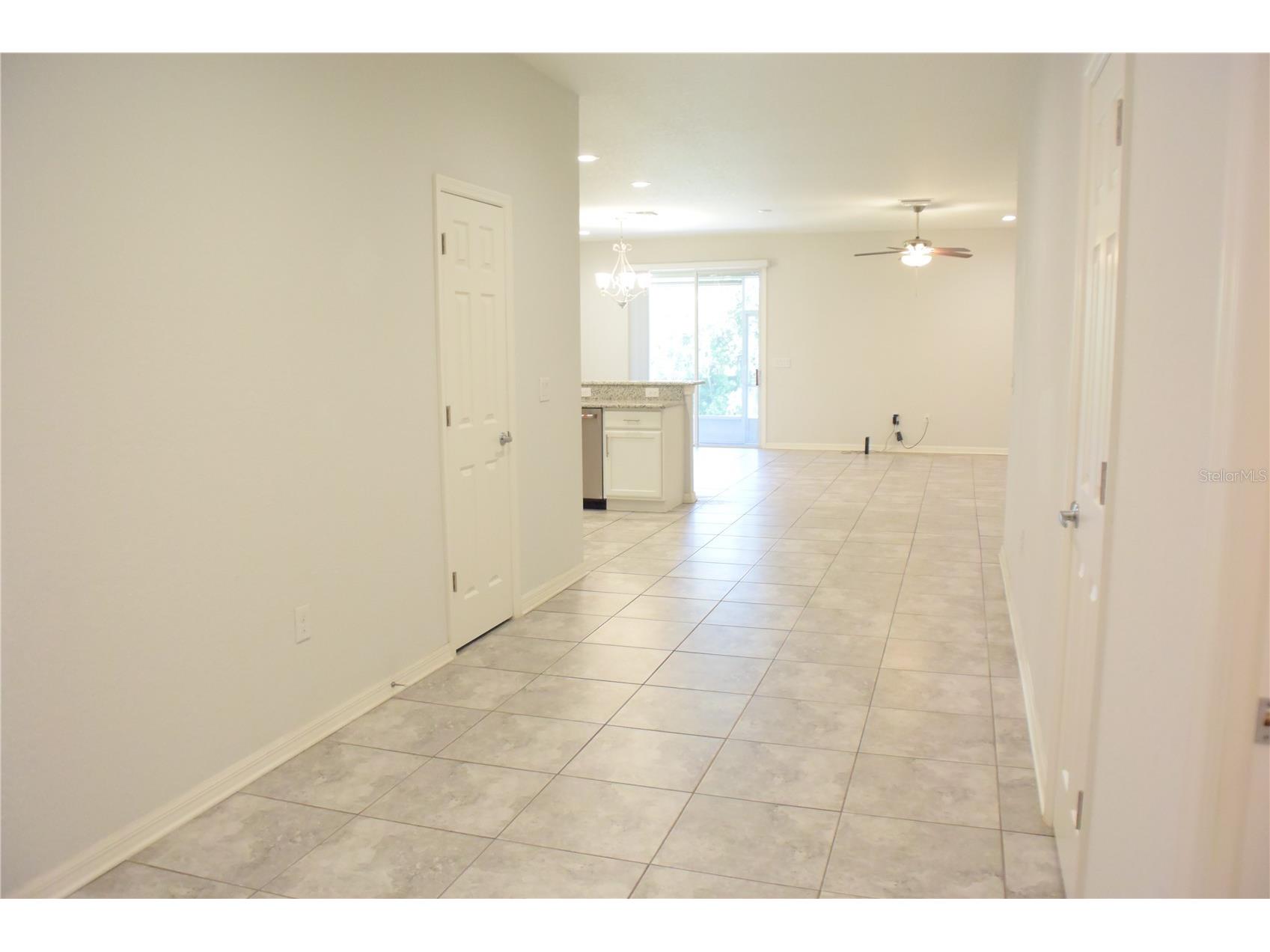 1213 Grantham Drive Sarasota FL 34234 A4696581 image11