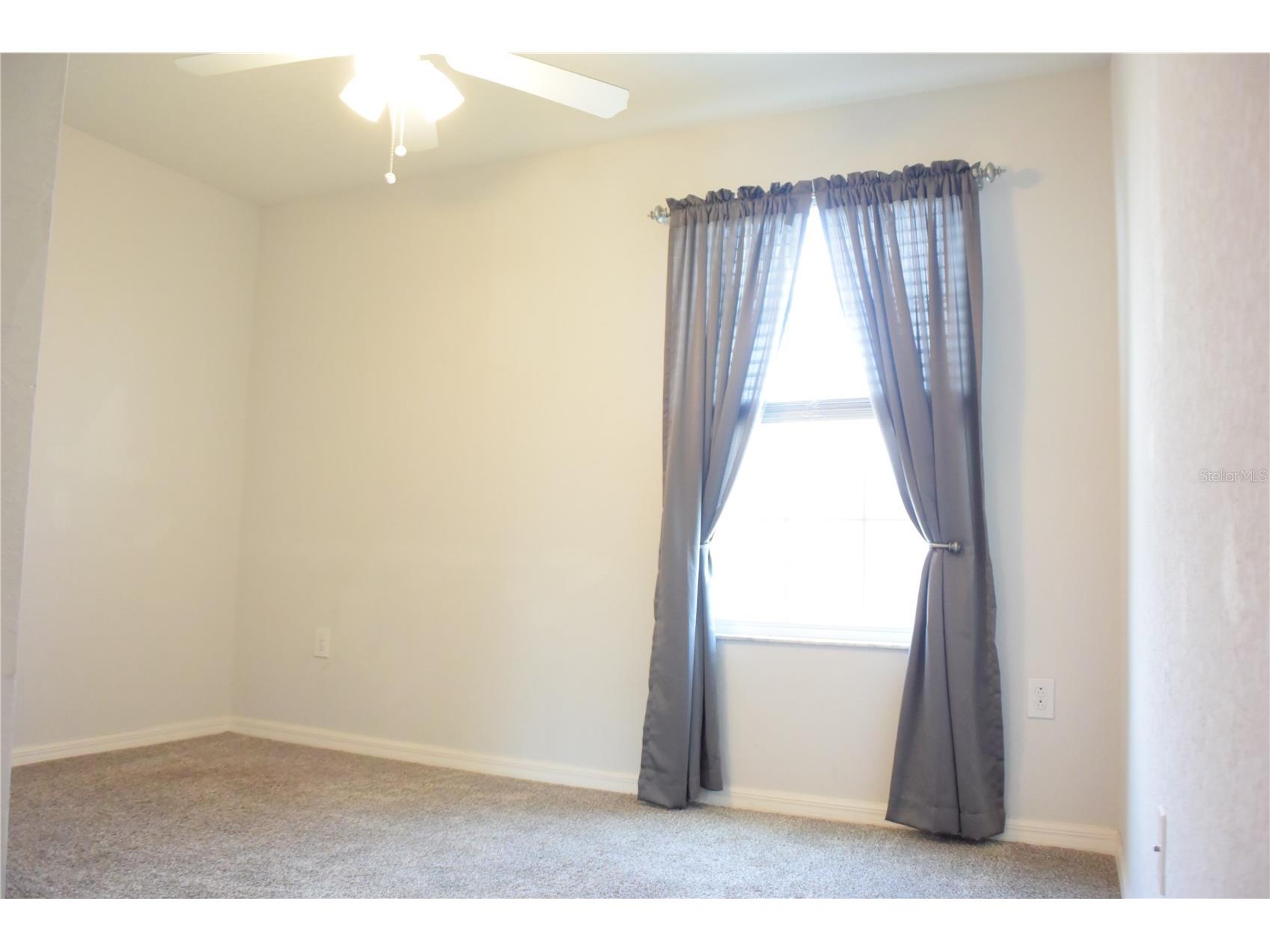 1213 Grantham Drive Sarasota FL 34234 A4696581 image16