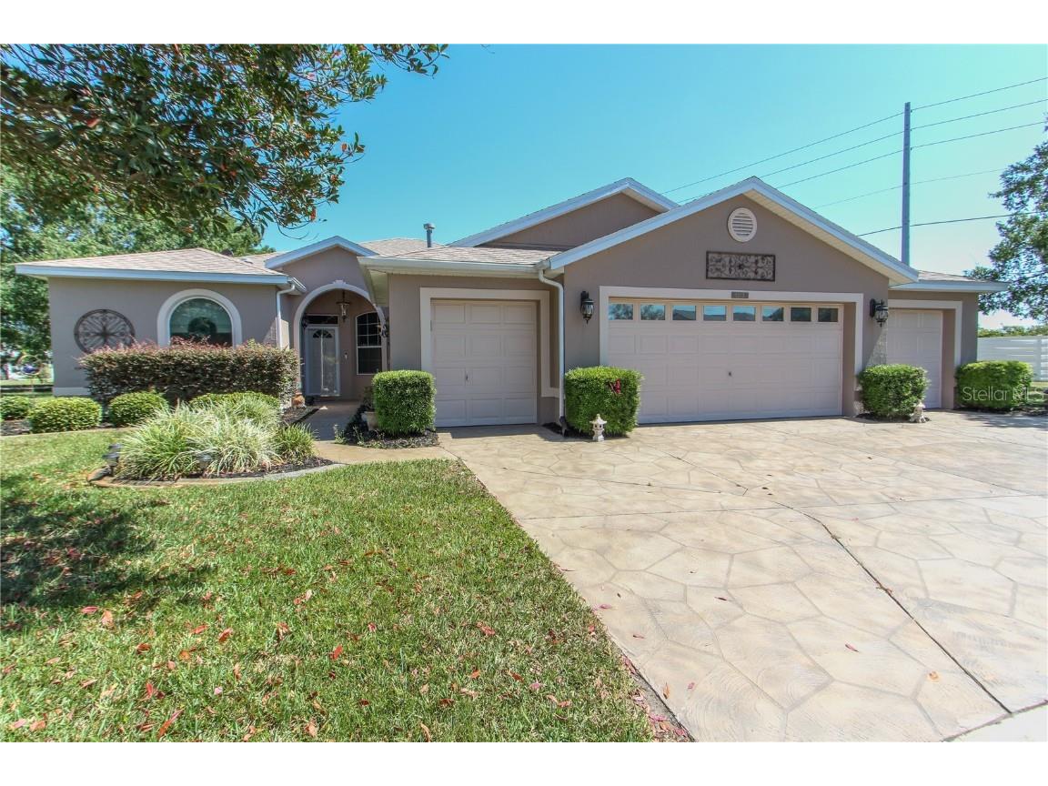 1213 Meadowbend Drive Leesburg FL 34748 OM699301 image1