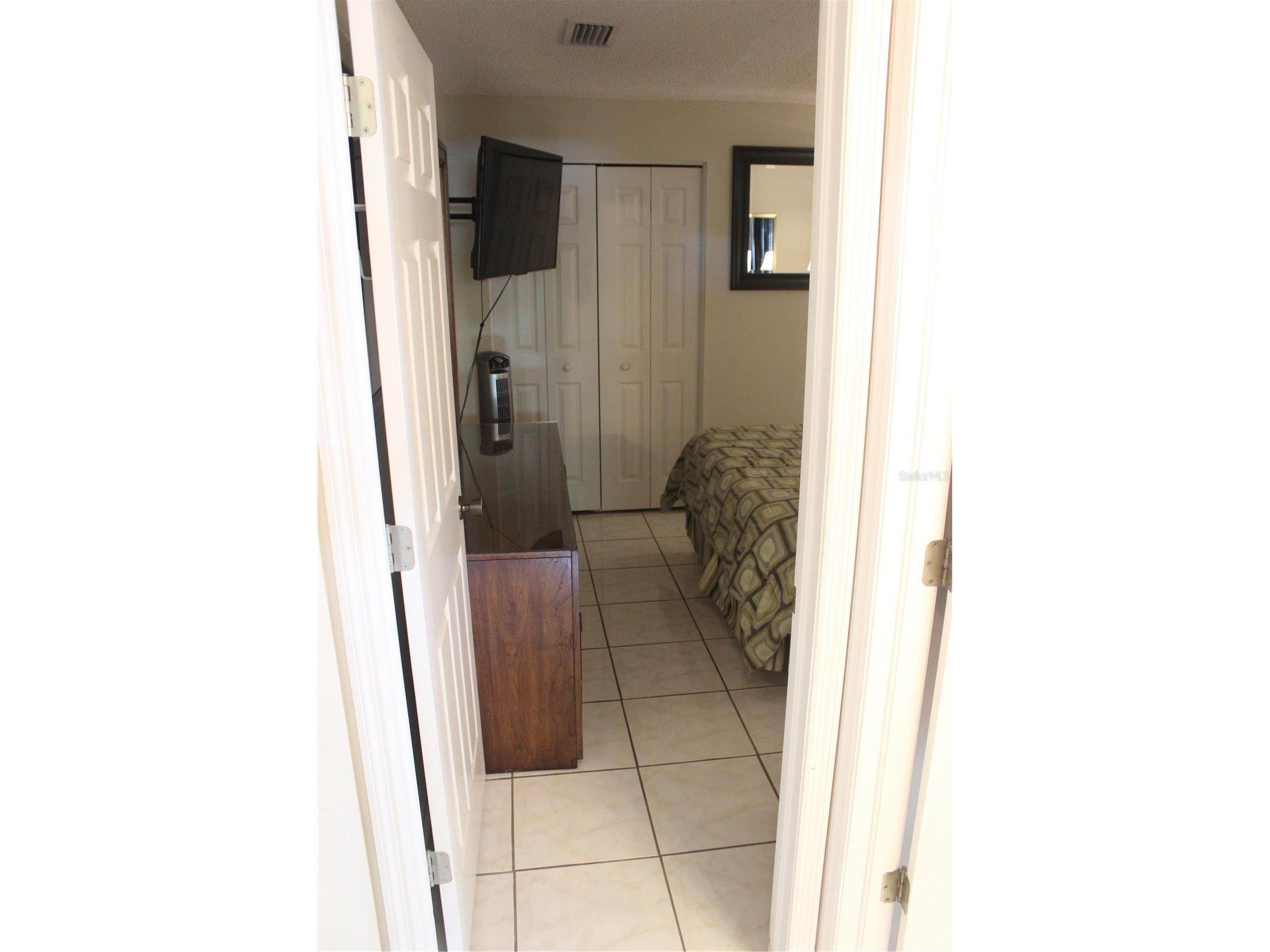 1213 Sweet Gum Drive Brandon FL 33511 TB8417032 image10