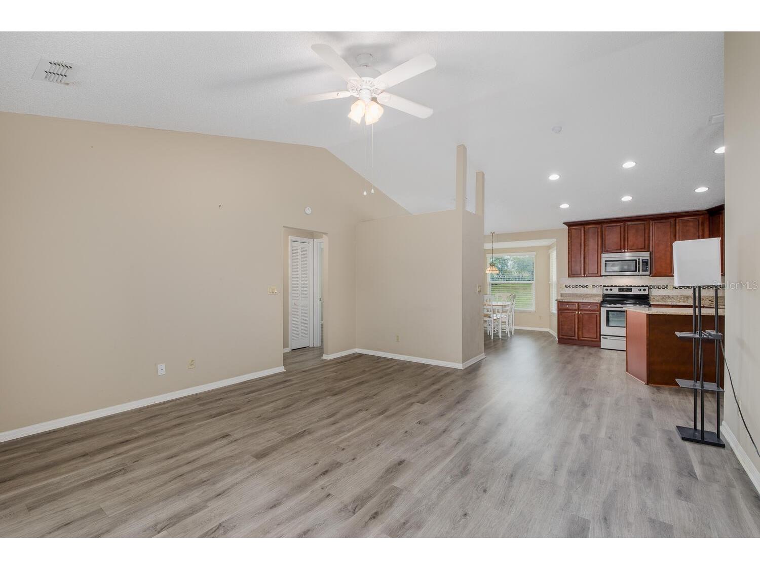 1213 Venetia Drive Spring Hill FL 34608 W7884752 image29