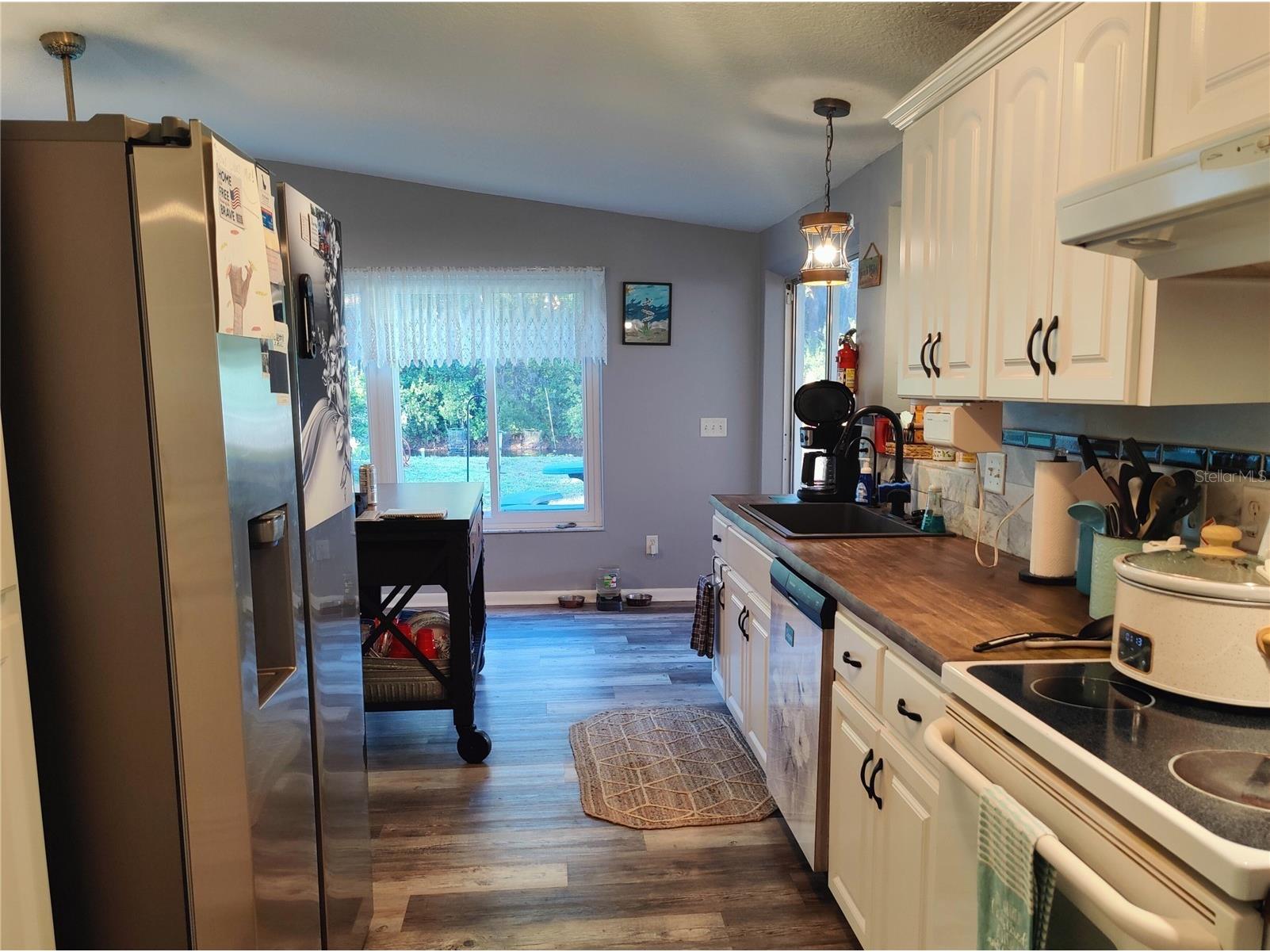 12131 Lacey Drive New Port Richey FL 34654 - Moon Lake W7882601 image10