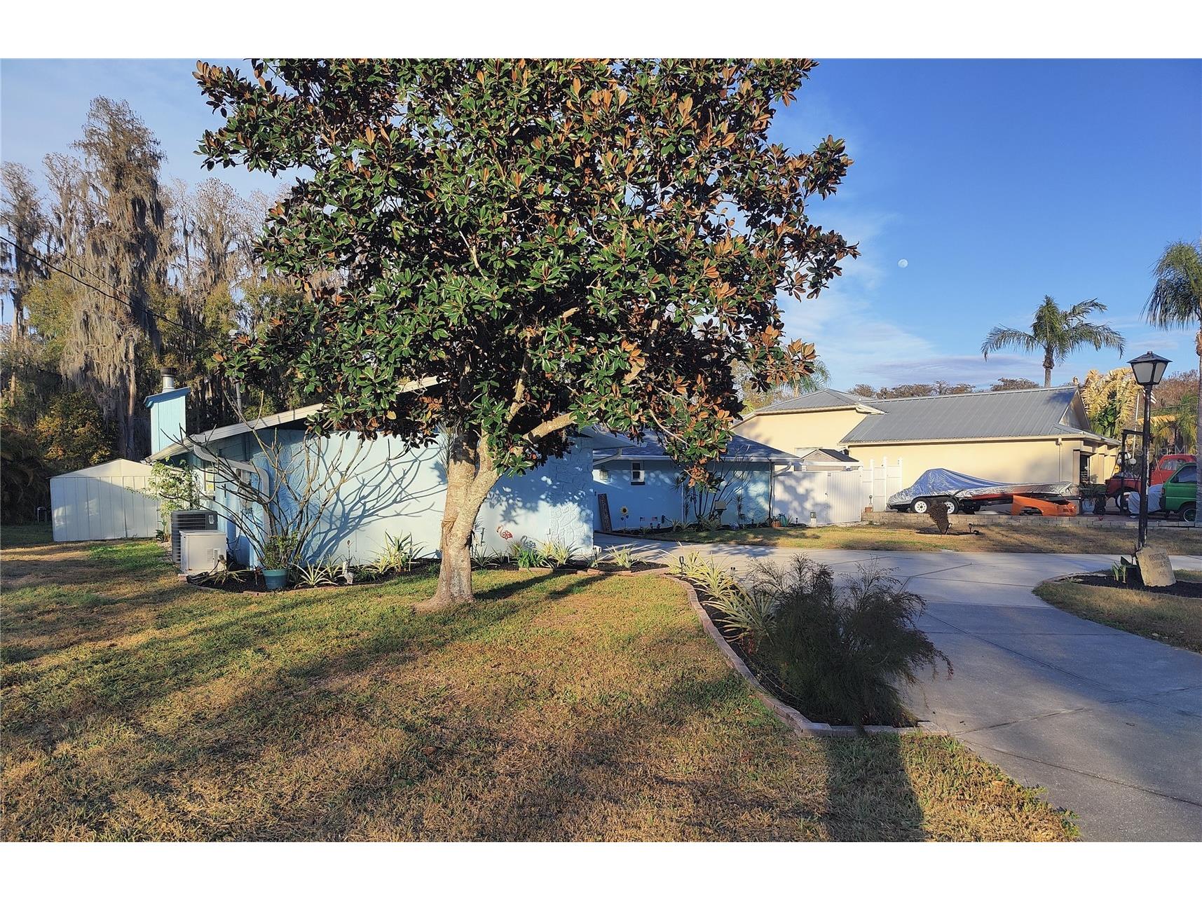 12131 Lacey Drive New Port Richey FL 34654 - Moon Lake W7882601 image36