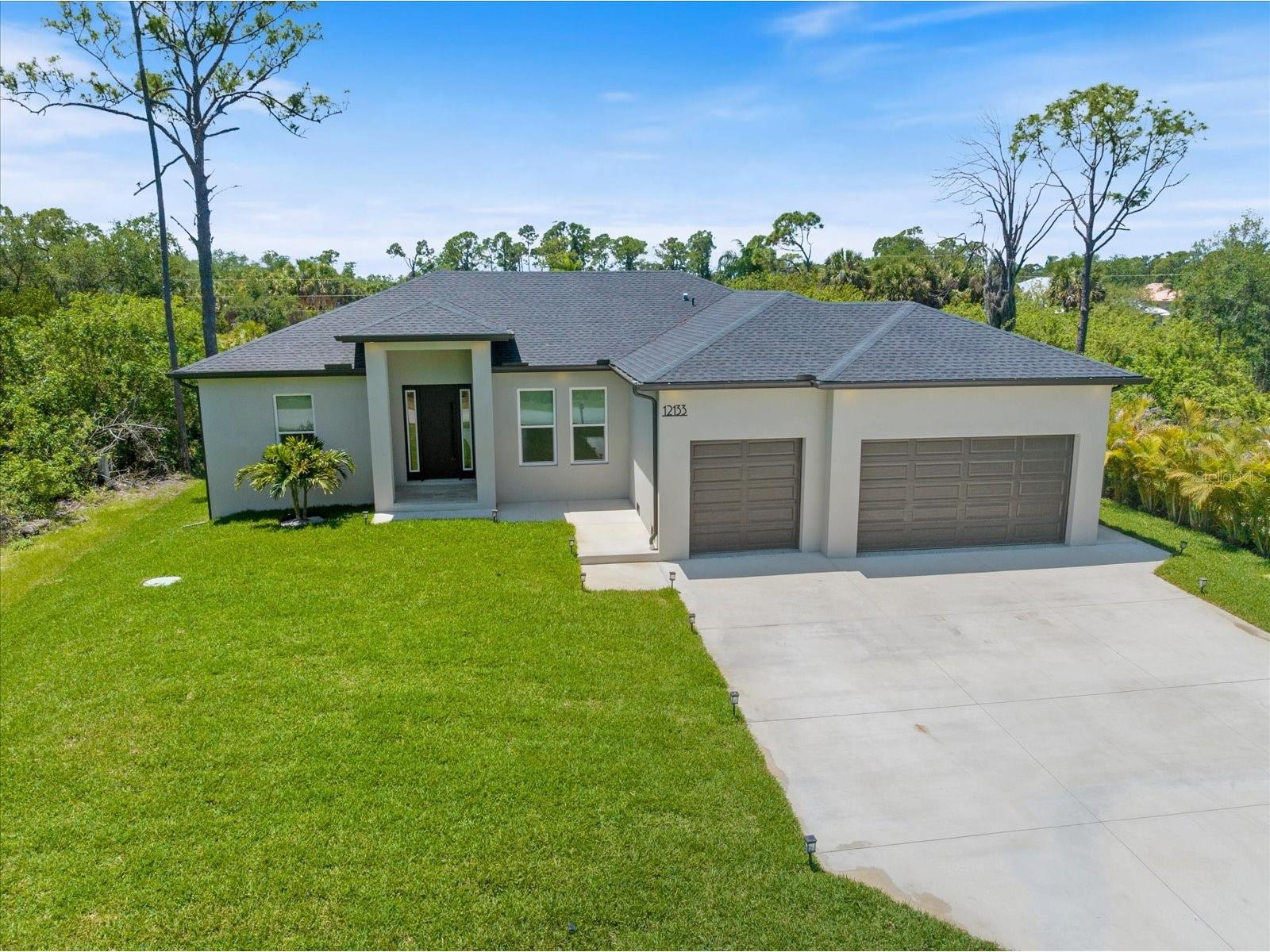 12133 Federal Avenue Port Charlotte FL 33953 A4693146 image1