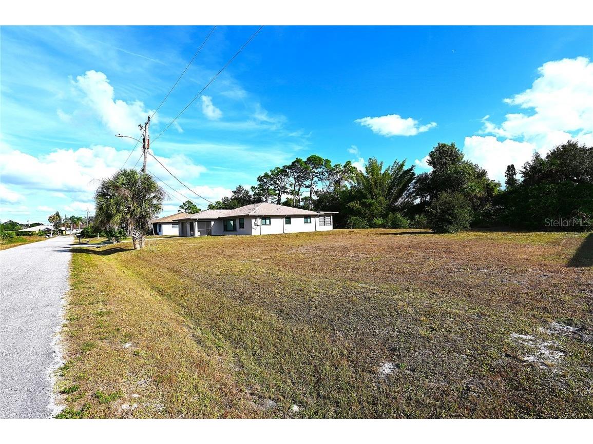 12133 Madrid Avenue North Port FL 34287 C7518446 image32