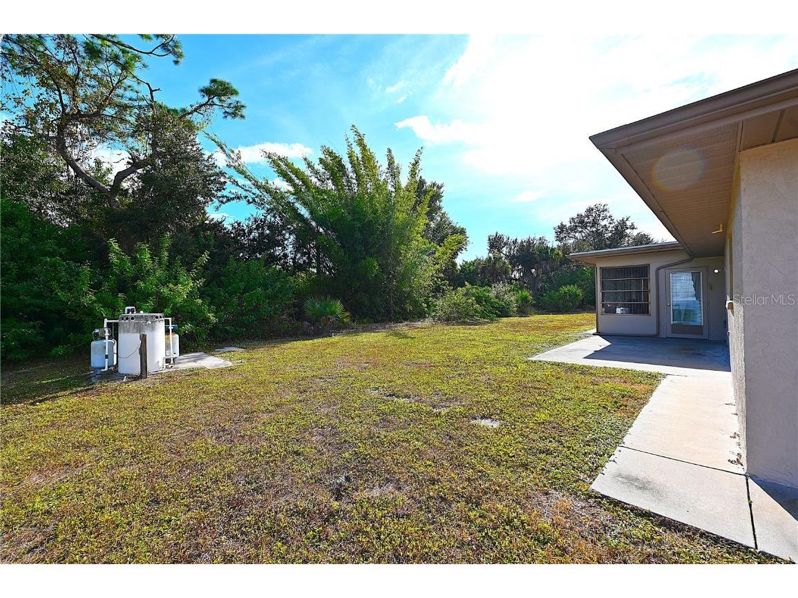 12133 Madrid Avenue North Port FL 34287 C7518446 image36