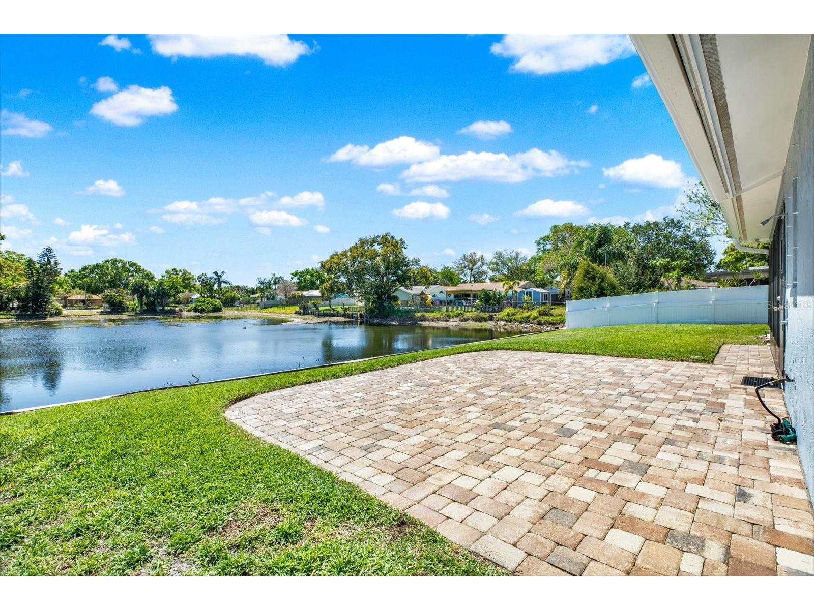 12134 96th Place Seminole FL 33772 TB8488148 image24