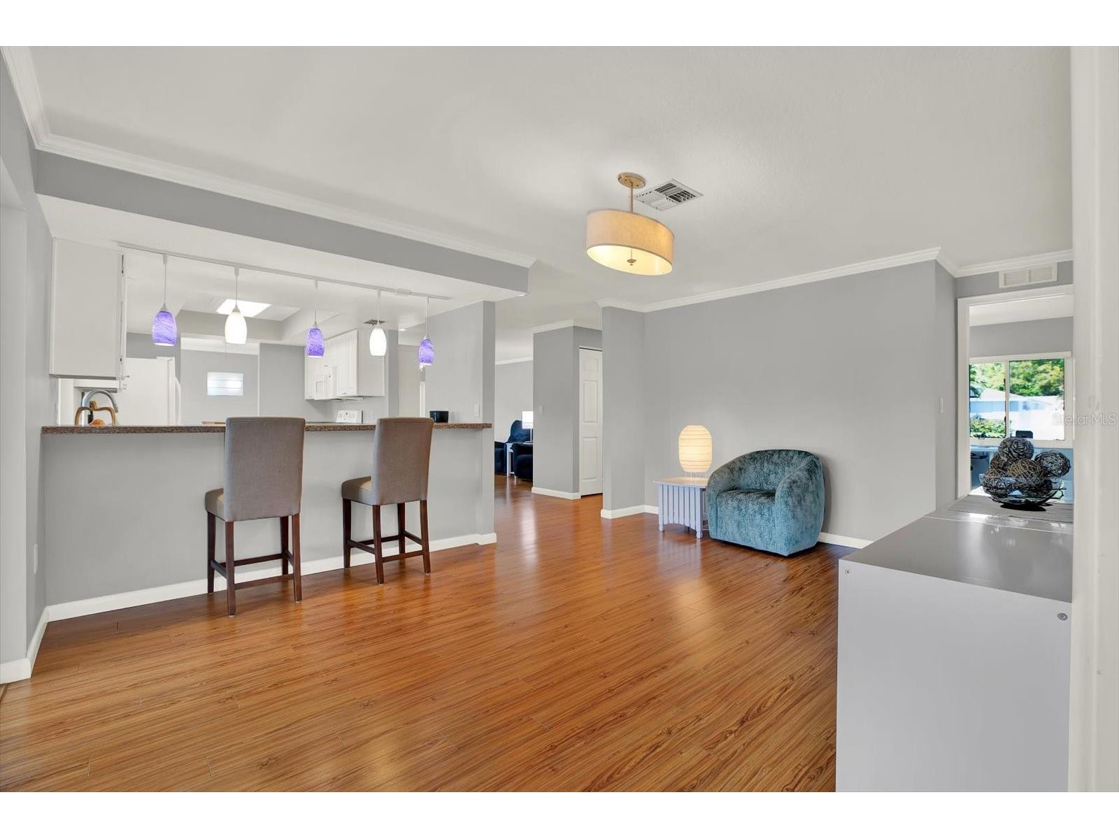 12134 96th Place Seminole FL 33772 TB8488148 image6