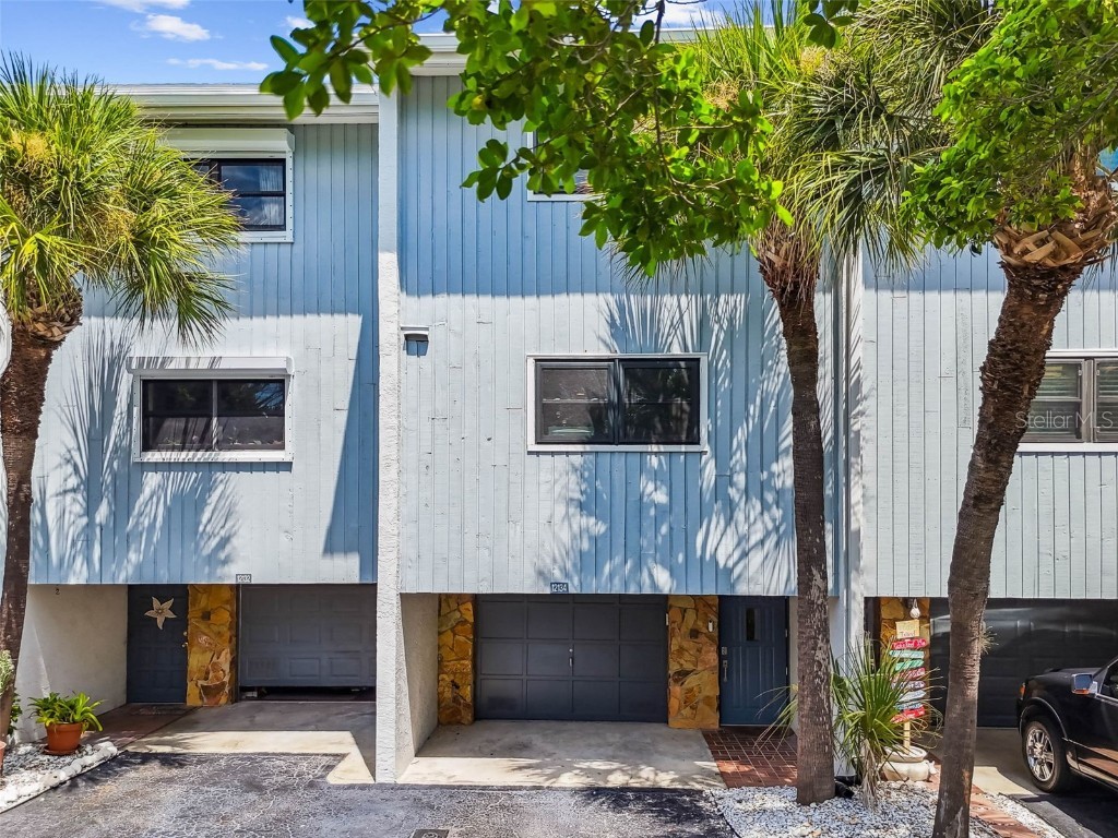 12134 Capri Cir S #803 Treasure Island FL 33706 - BOCA CIEGA BAY TB8423716 image2