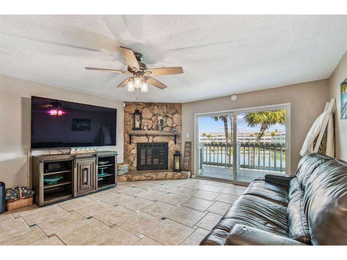 12134 Capri Cir S #803 Treasure Island FL 33706 - BOCA CIEGA BAY TB8423716 image3