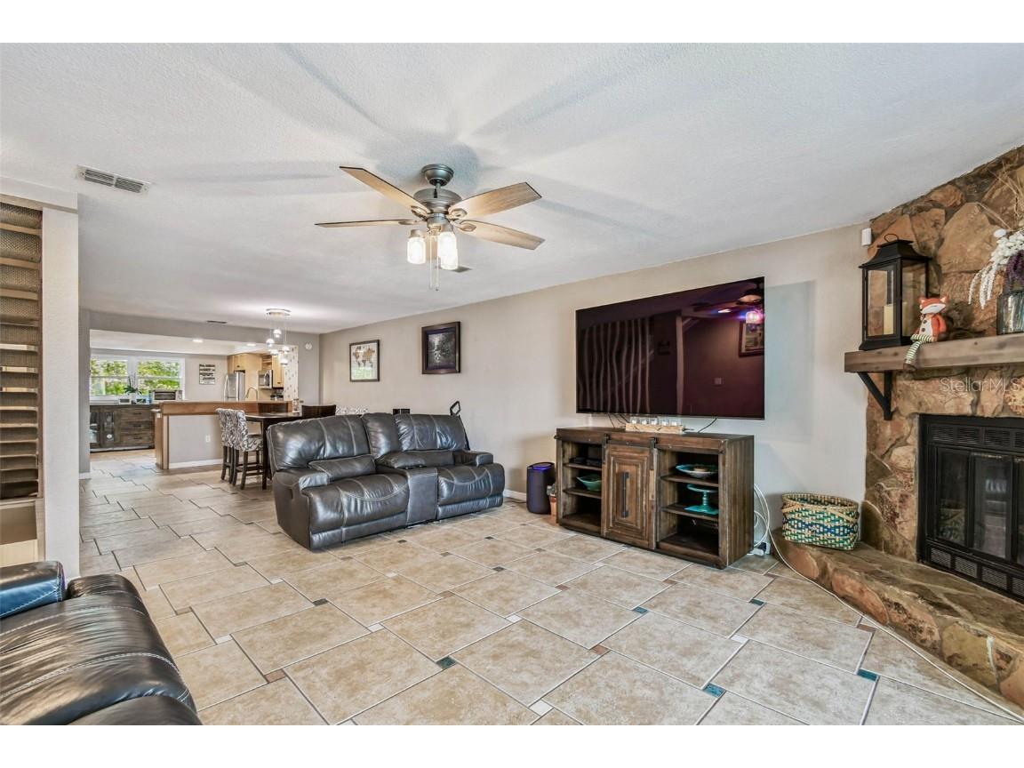 12134 Capri Cir S #803 Treasure Island FL 33706 - BOCA CIEGA BAY TB8423716 image5