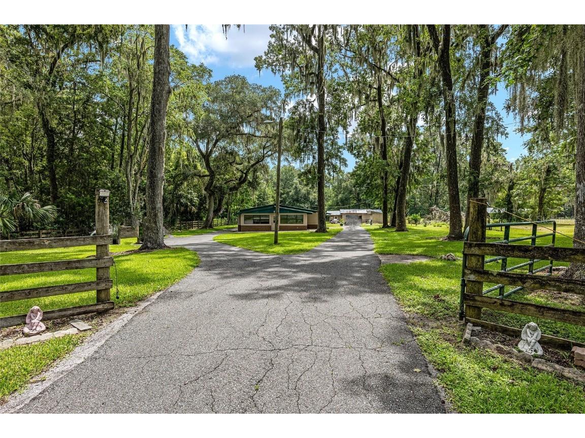 12135 NW Gainesville Road Reddick FL 32686 OM661940 image1