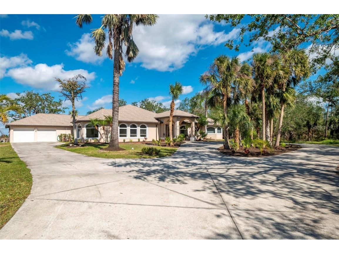 12135 SW Egret Circle Lake Suzy FL 34269 C7469977 image1
