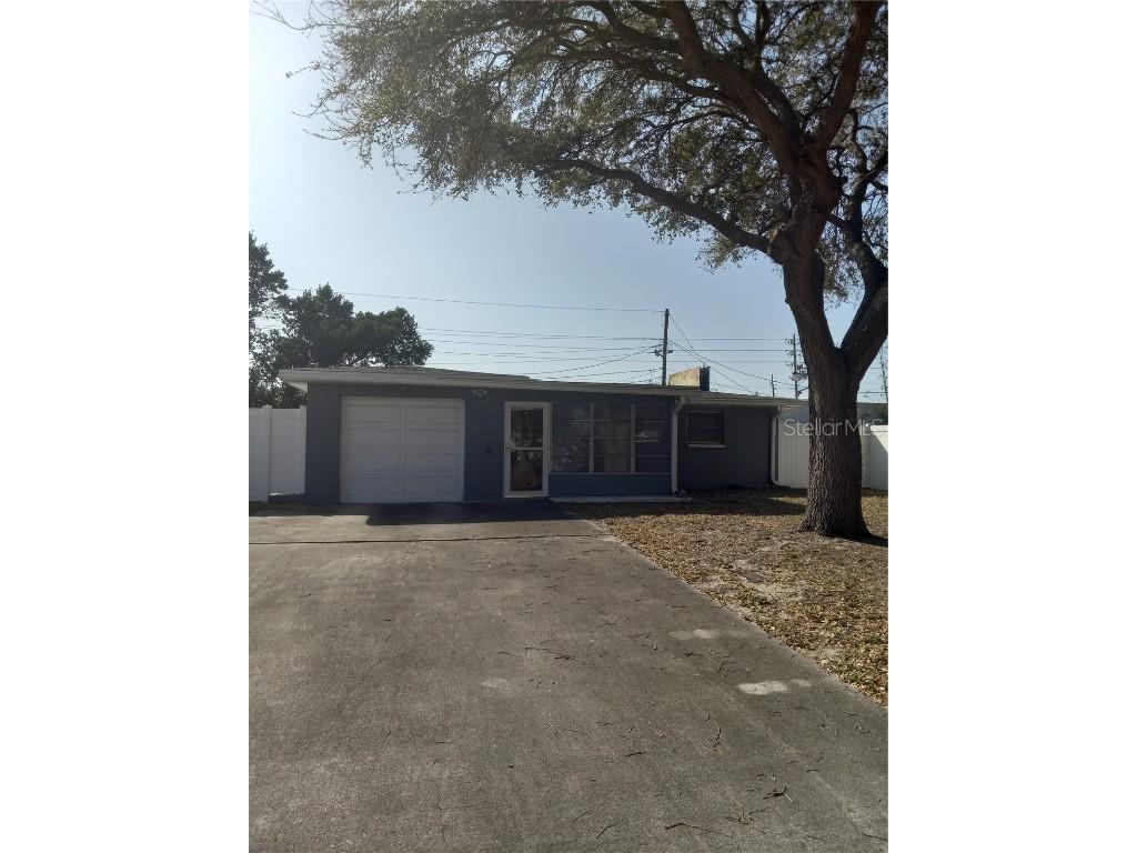 12136 106th Street Largo FL 33773 U8192870 image1