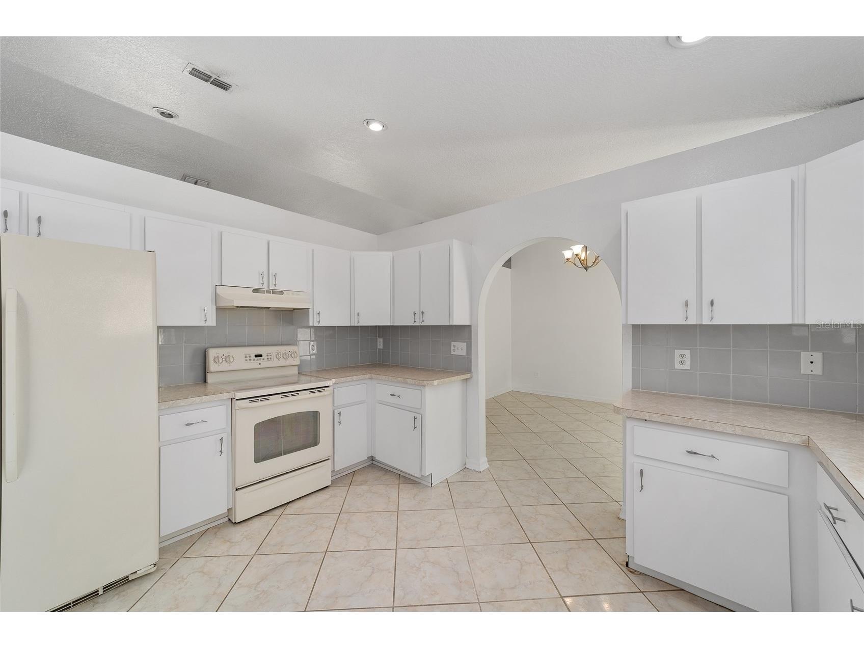 12136 SW 41st Place Ocala FL 34481 OM724622 image19