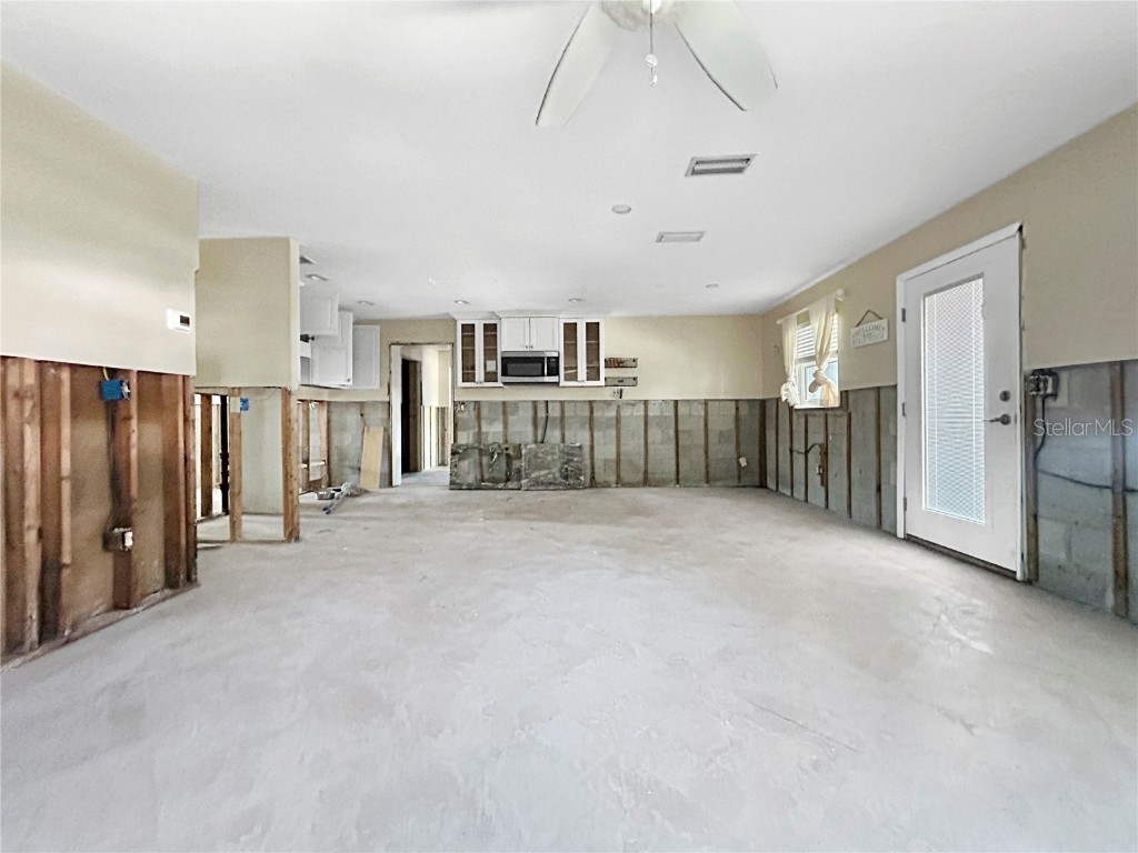 1214 Bay Shore Boulevard Indian Rocks Beach FL 33785 TB8376119 image6