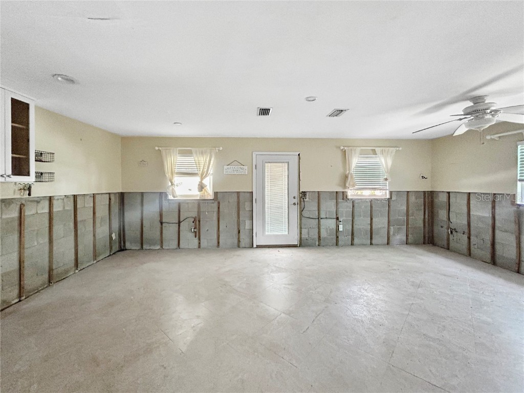 1214 Bay Shore Boulevard Indian Rocks Beach FL 33785 TB8376119 image7