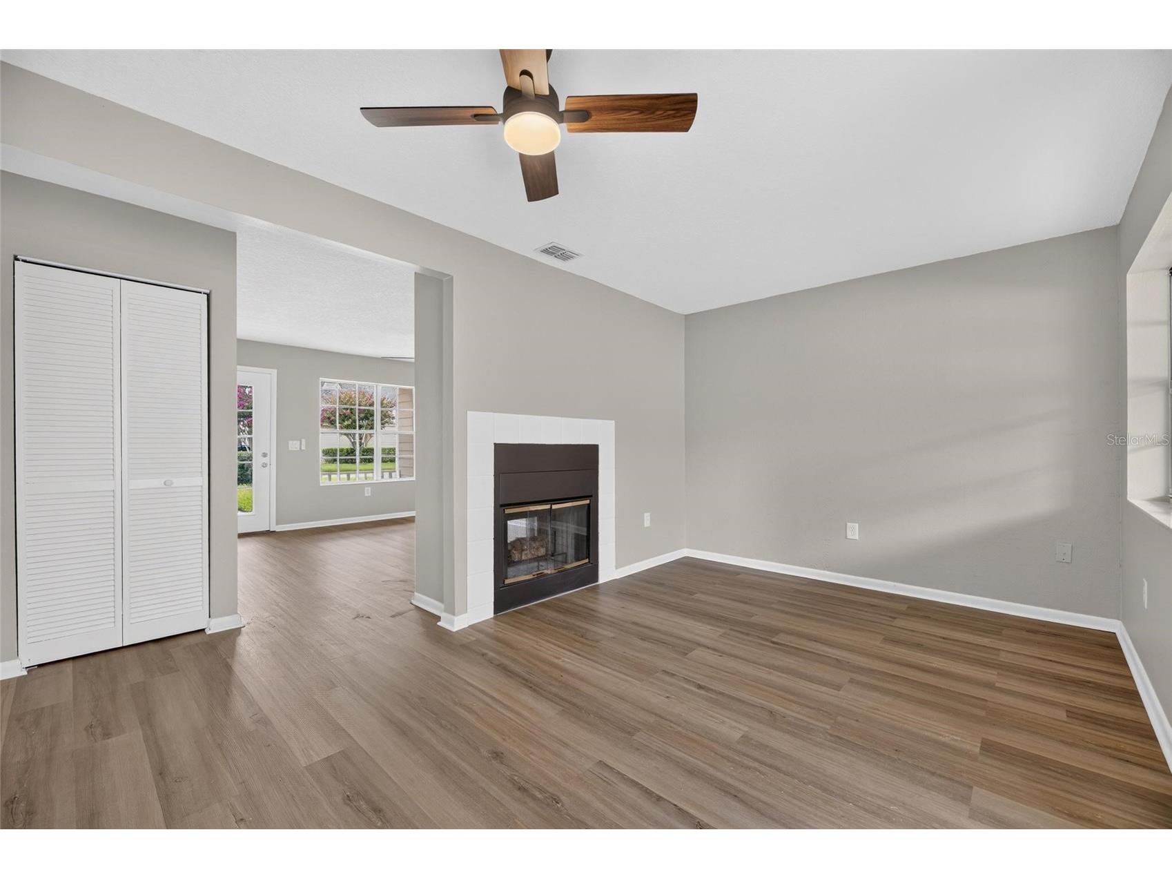 1214 Big Pine Drive Valrico FL 33596 TB8527163 image14