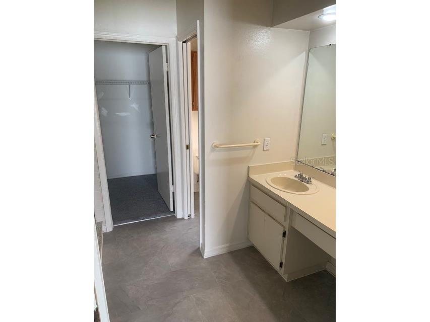 1214 Bloom Hill Avenue Valrico FL 33596 TB8429181 image14