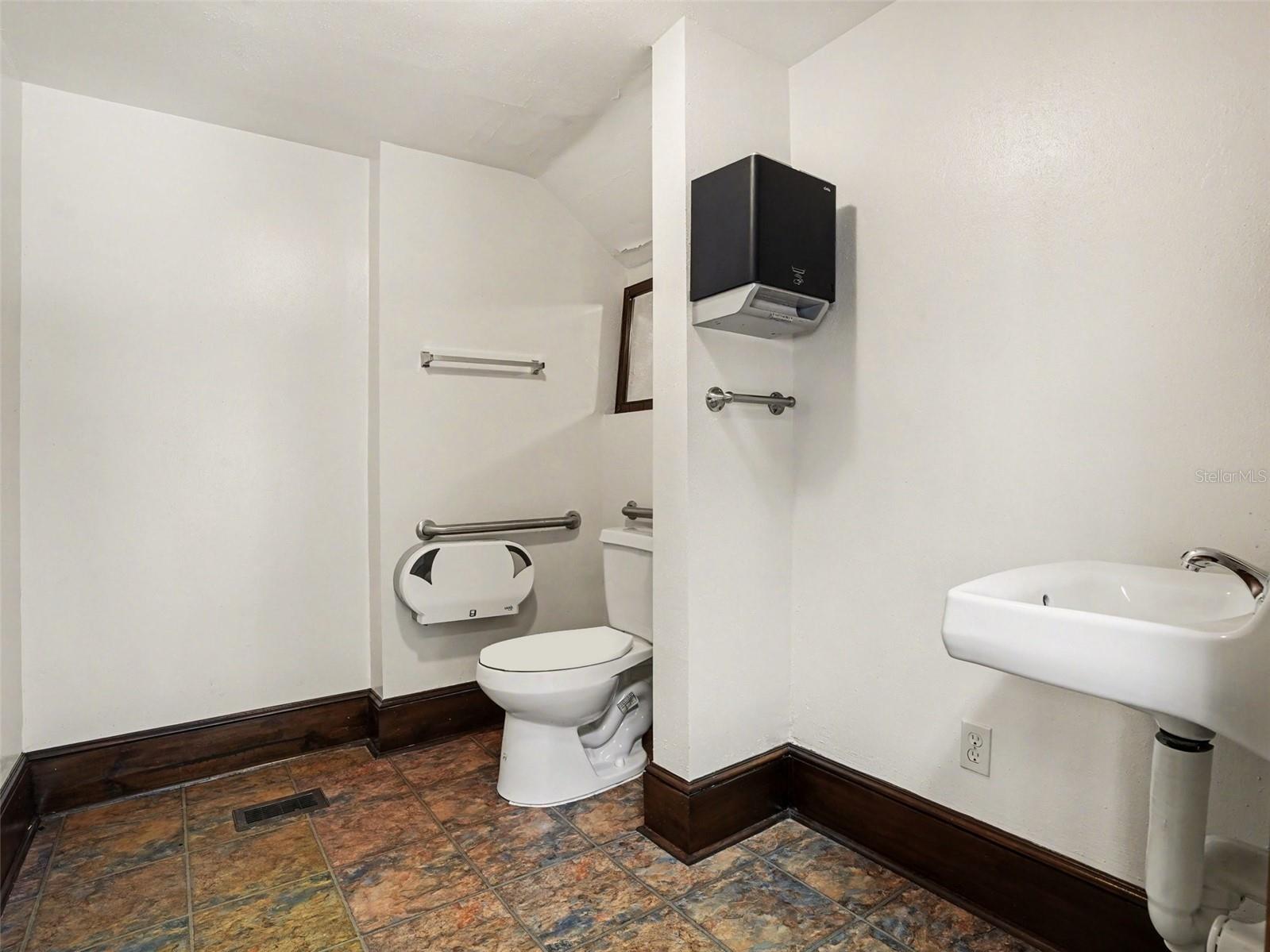 1214 E Livingston Street Street Orlando FL 32803 O6397789 image24