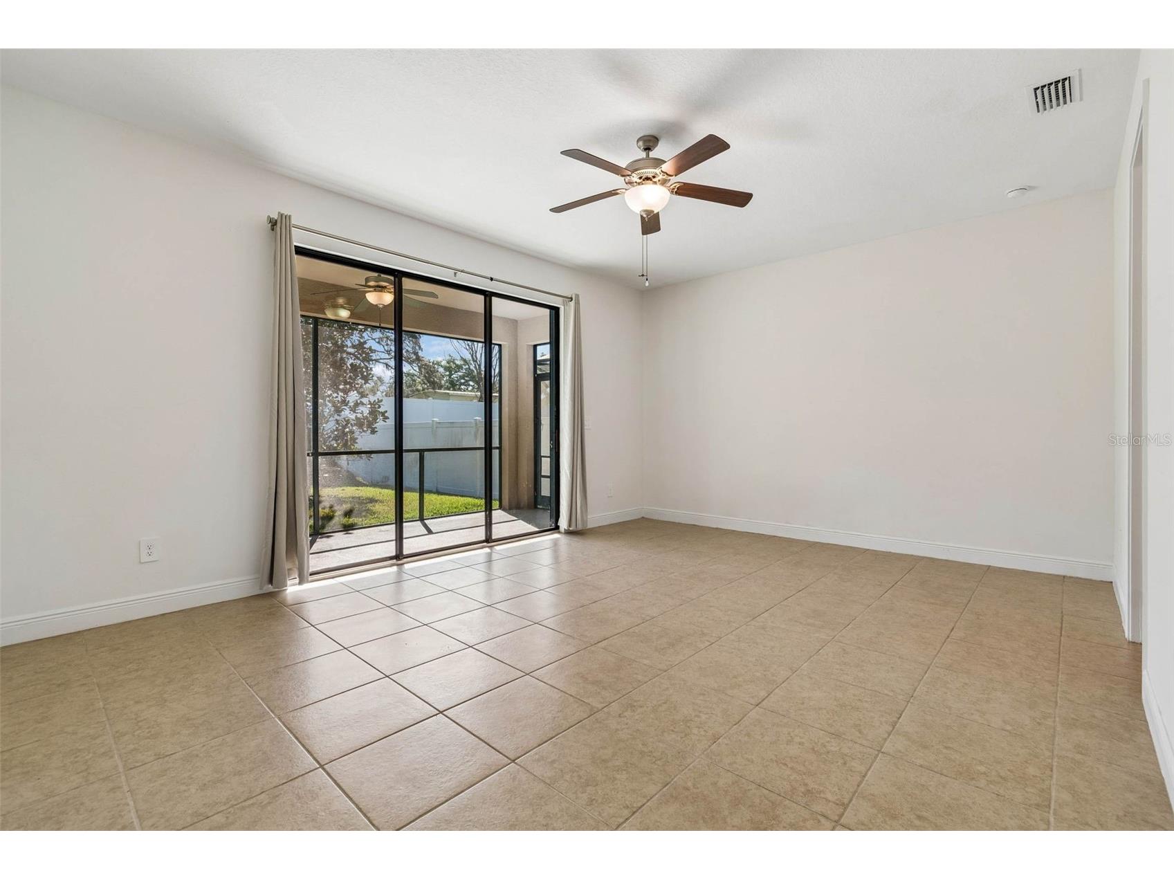 1214 Florablu Drive Seffner FL 33584 TB8488070 image12