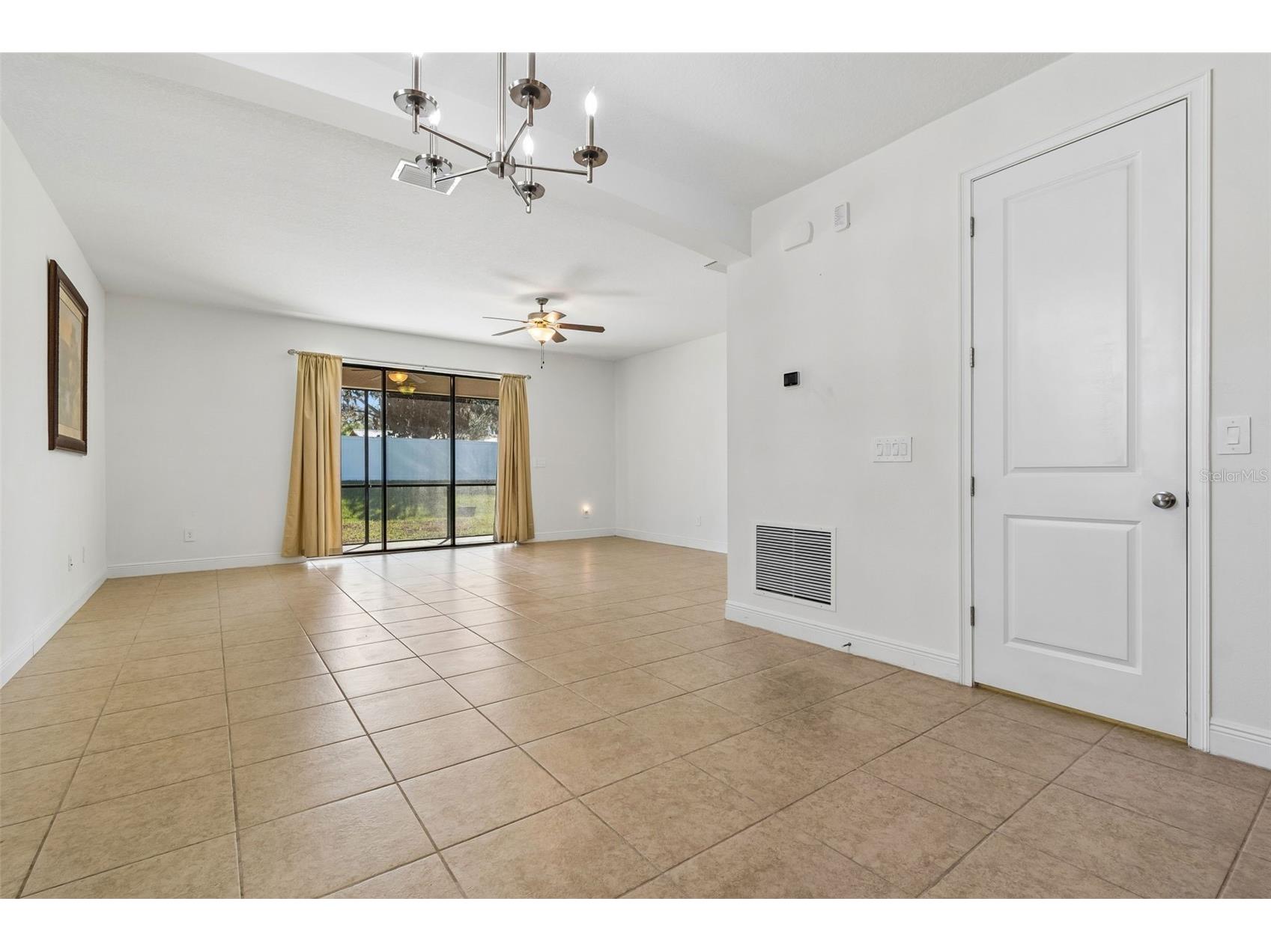 1214 Florablu Drive Seffner FL 33584 TB8488070 image24