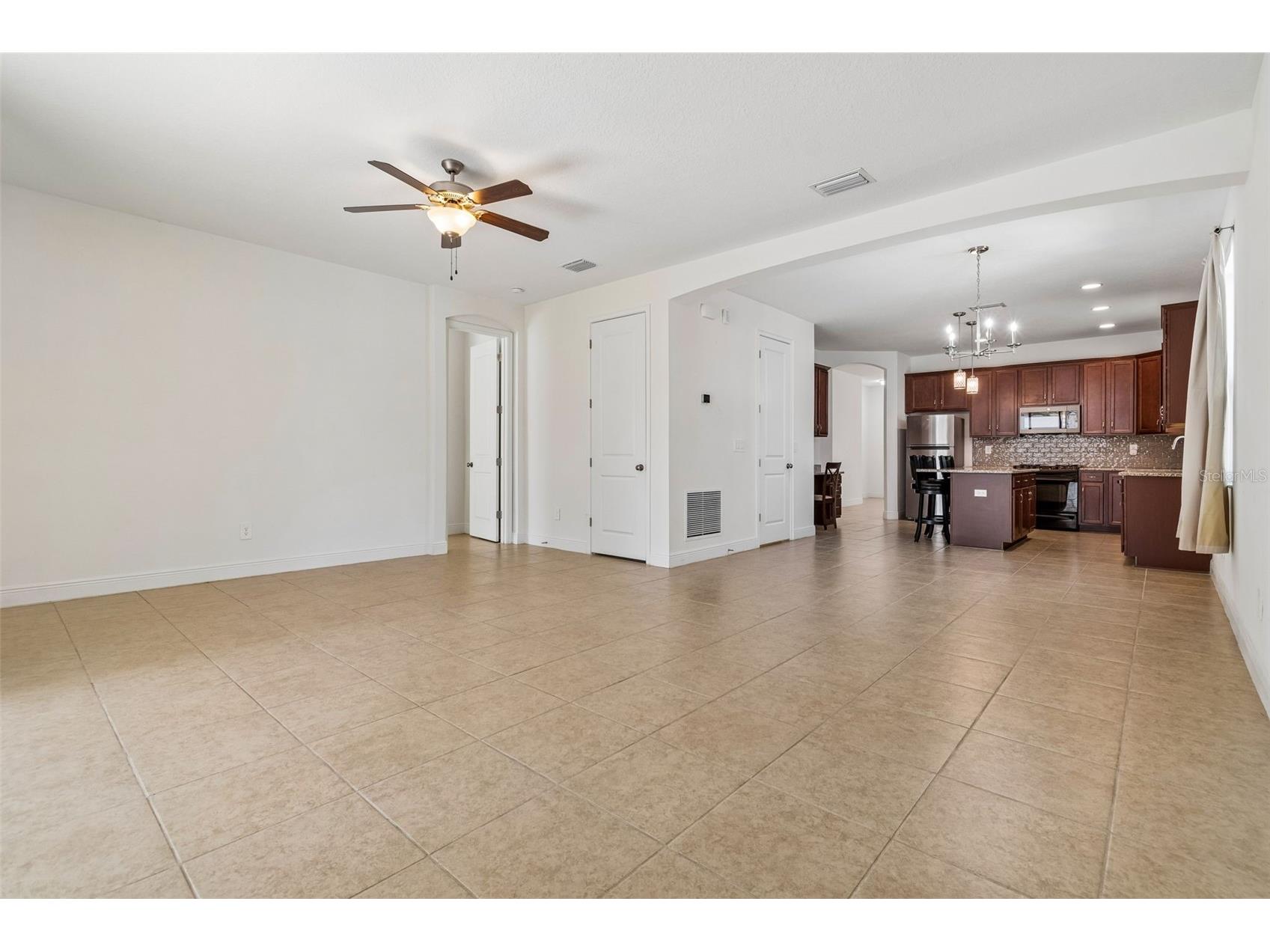1214 Florablu Drive Seffner FL 33584 TB8488070 image28