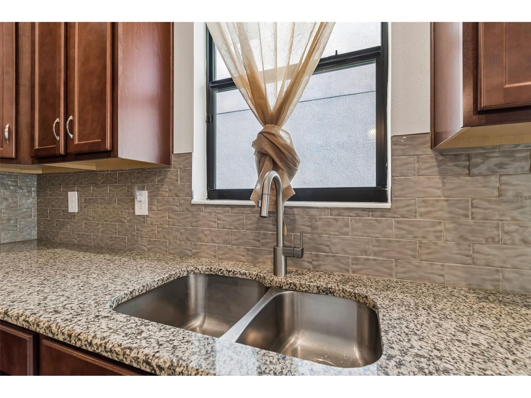 1214 Florablu Drive Seffner FL 33584 TB8488070 image32