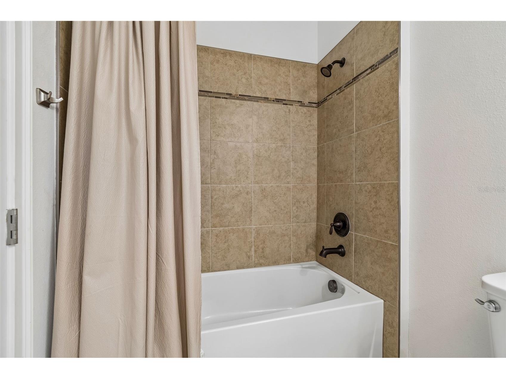 1214 Florablu Drive Seffner FL 33584 TB8488070 image40