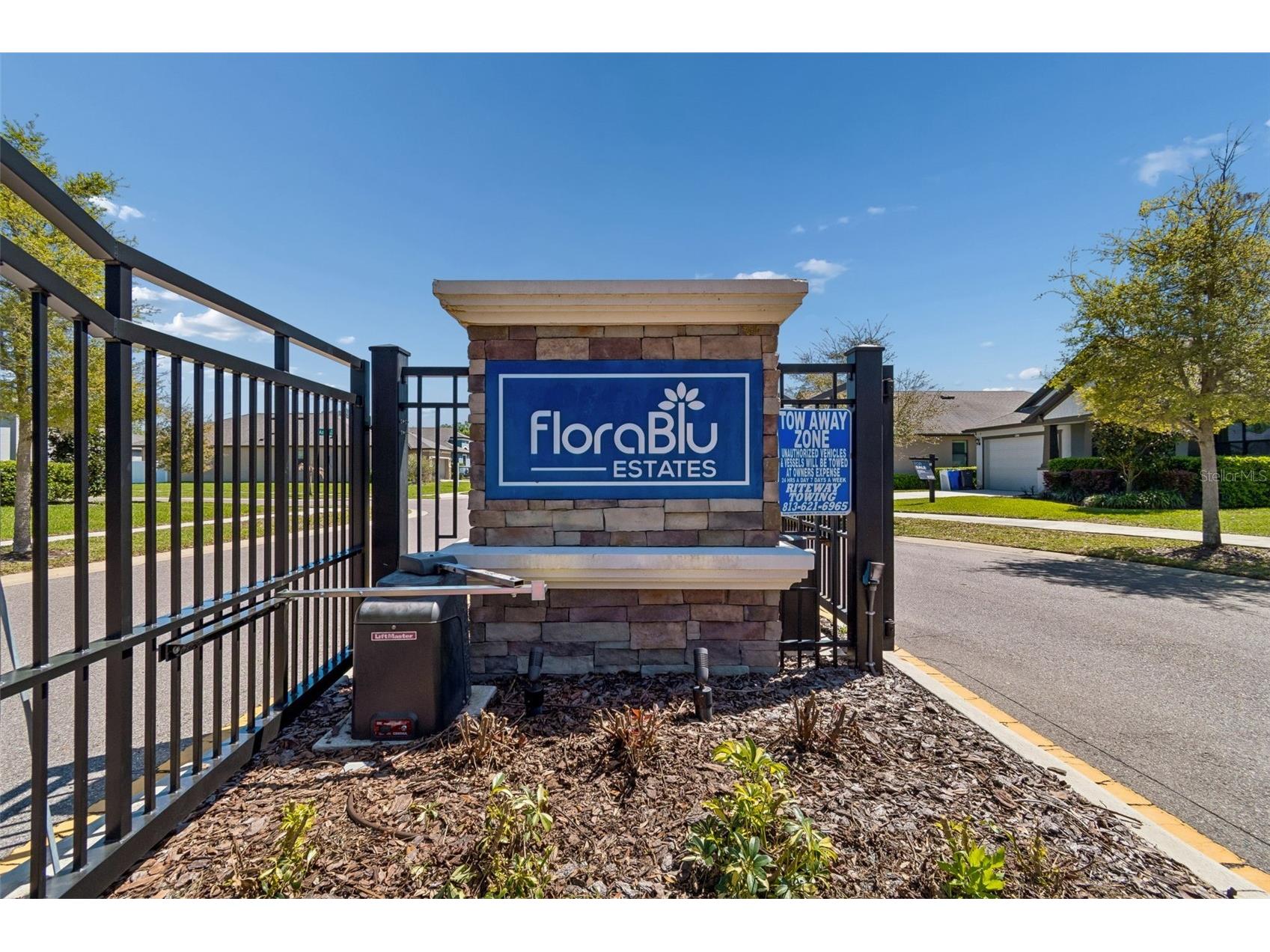 1214 Florablu Drive Seffner FL 33584 TB8488070 image58