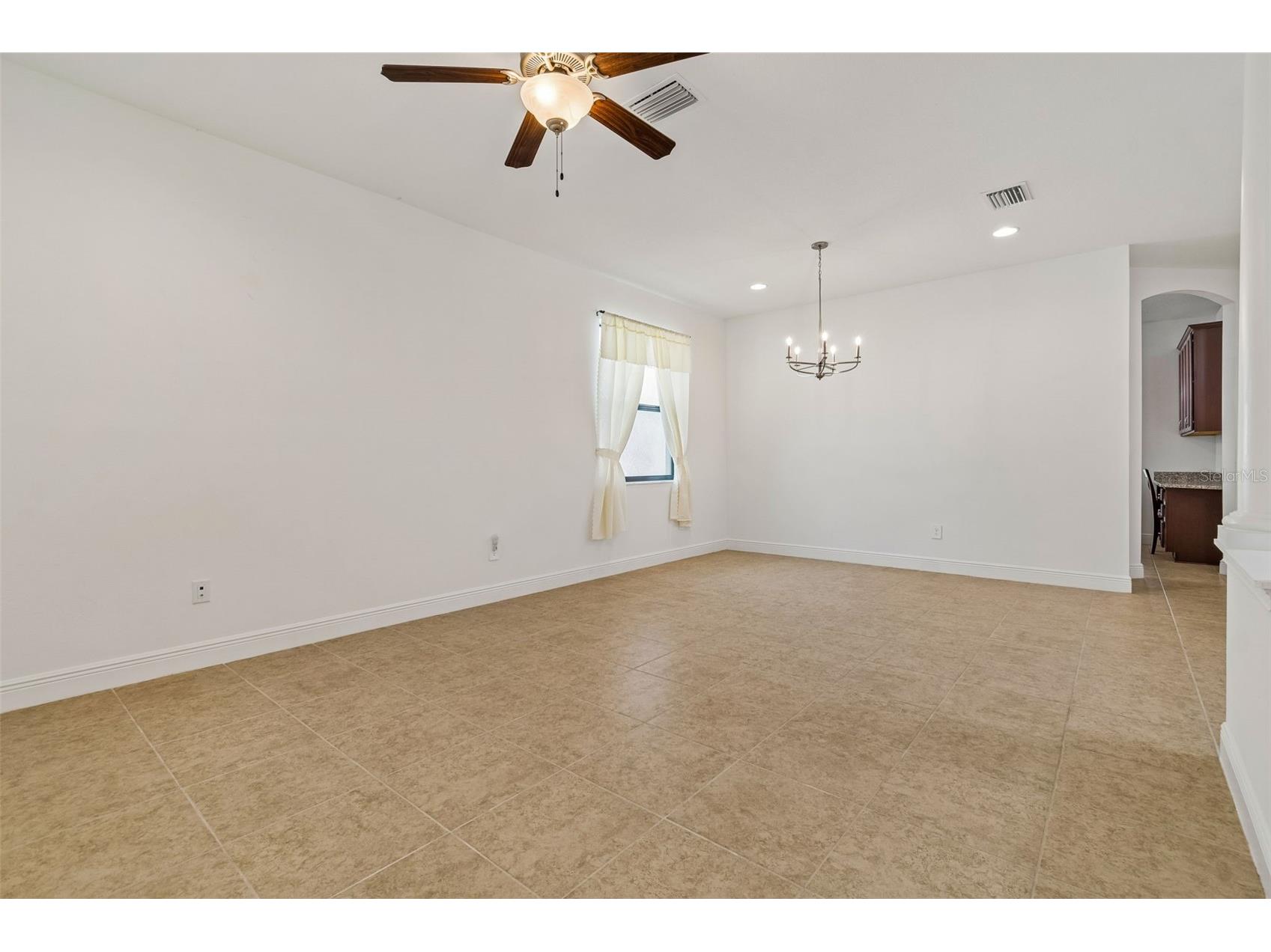 1214 Florablu Drive Seffner FL 33584 TB8488070 image6