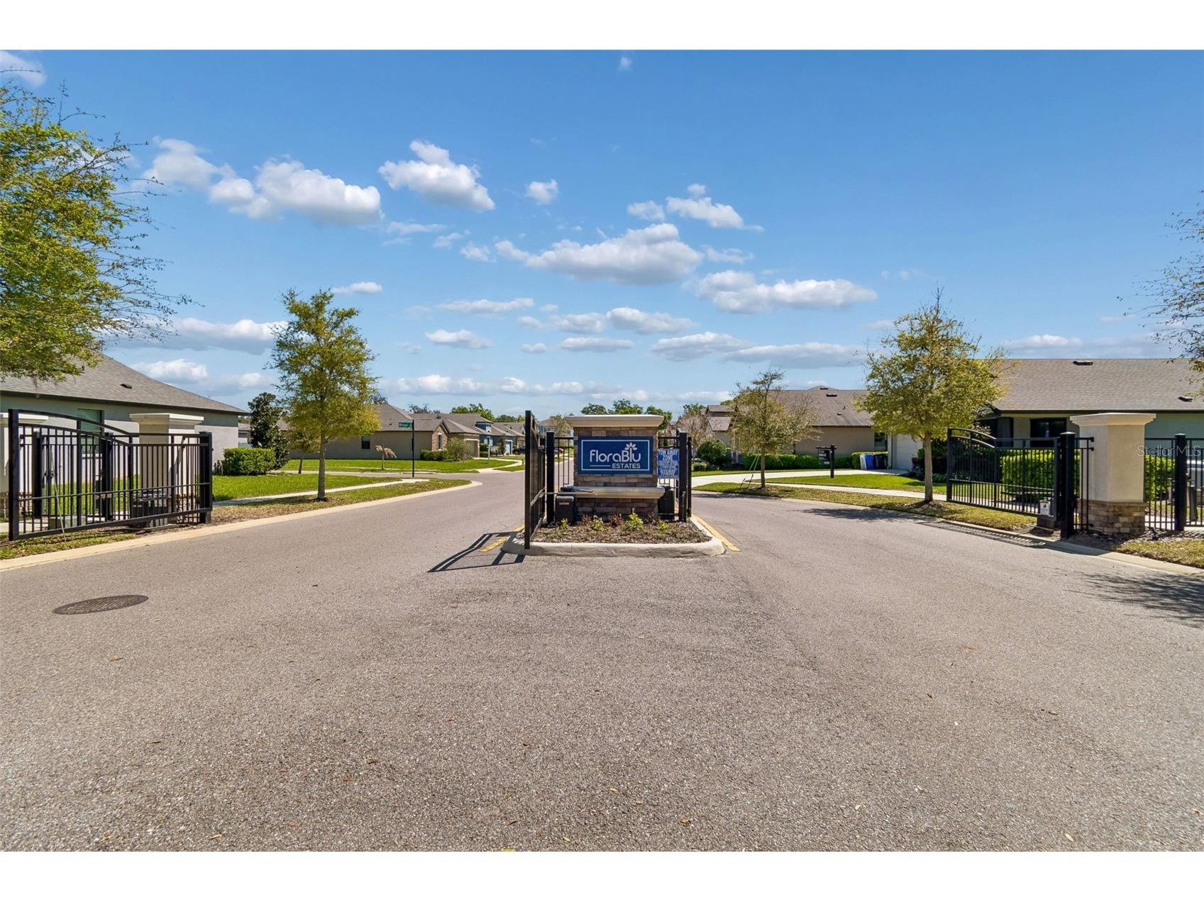 1214 Florablu Drive Seffner FL 33584 TB8488070 image60