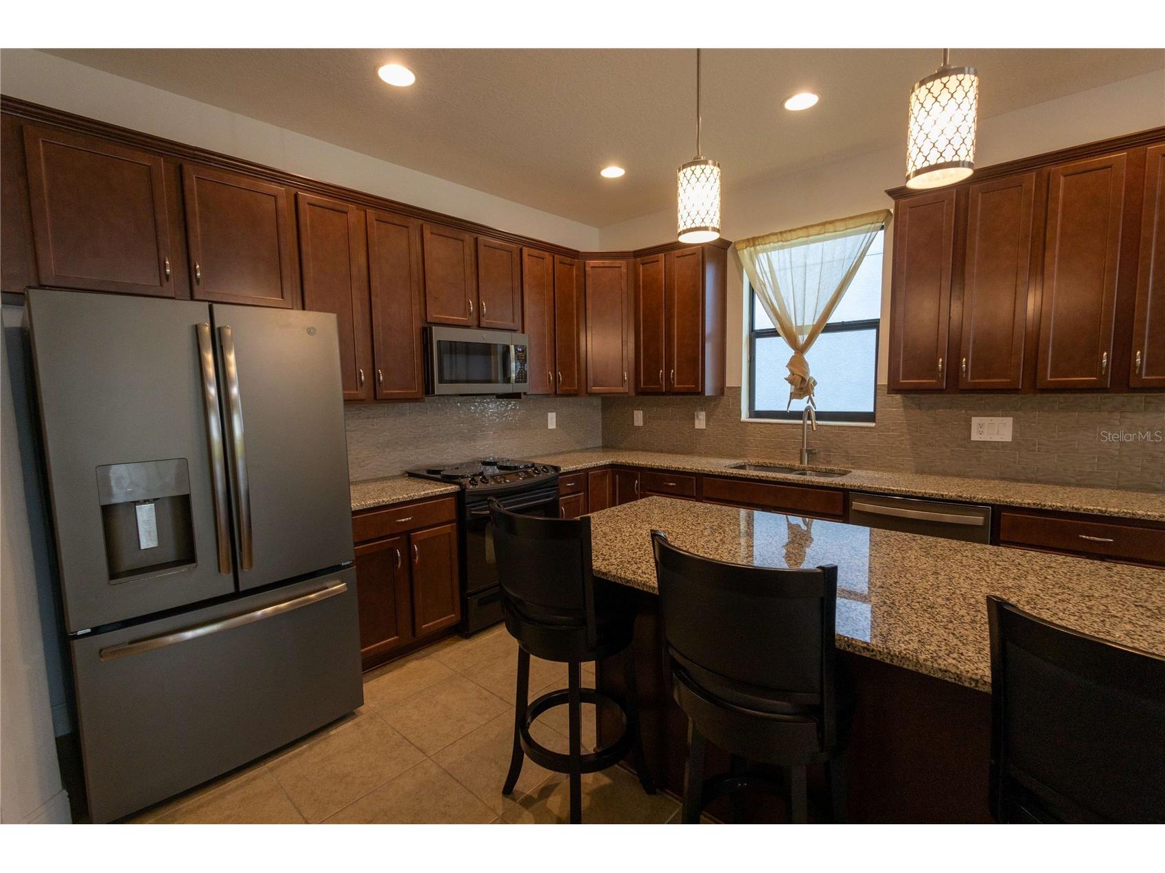 1214 Florablu Drive Seffner FL 33584 W7887502 image15