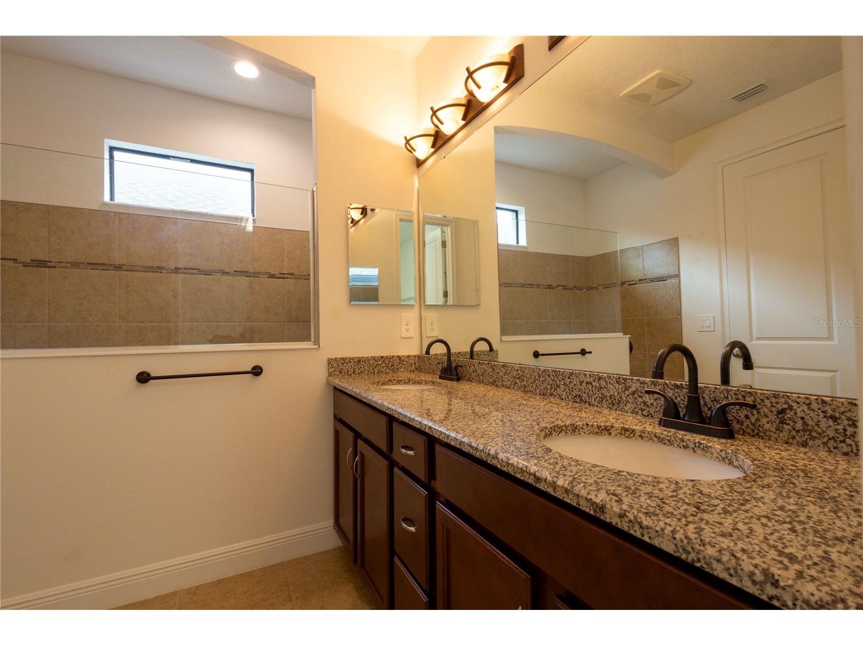 1214 Florablu Drive Seffner FL 33584 W7887502 image27