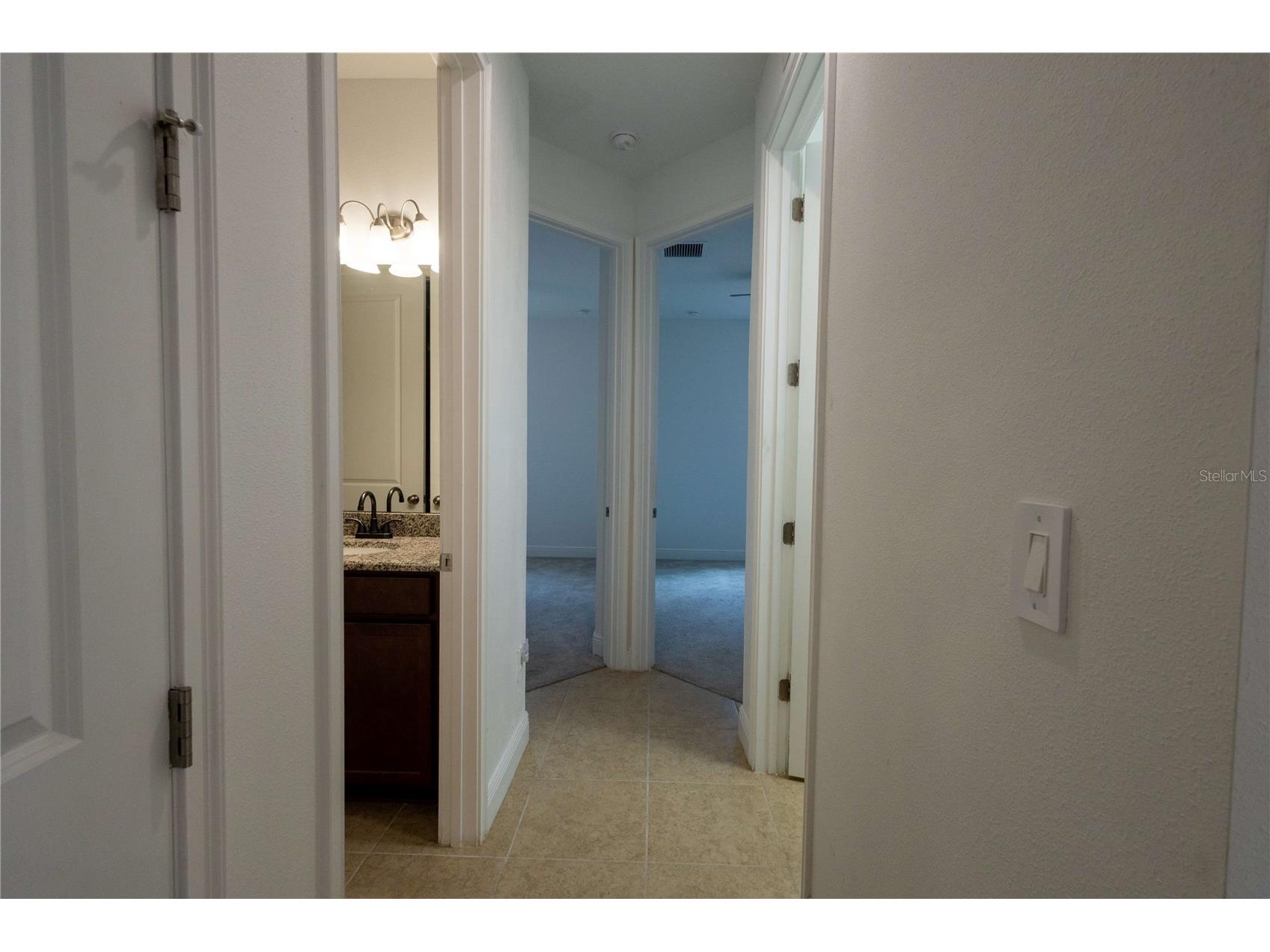 1214 Florablu Drive Seffner FL 33584 W7887502 image31