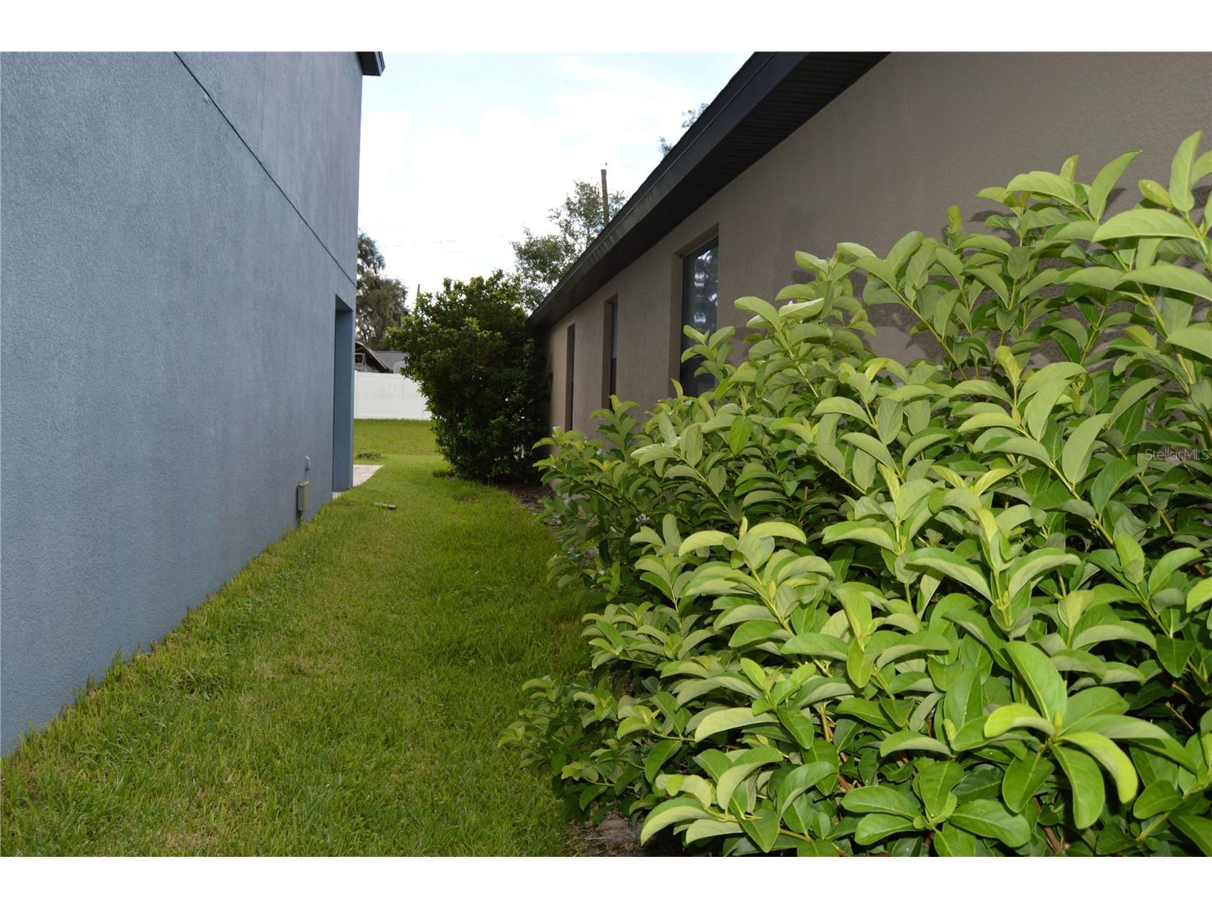 1214 Florablu Drive Seffner FL 33584 W7887502 image46