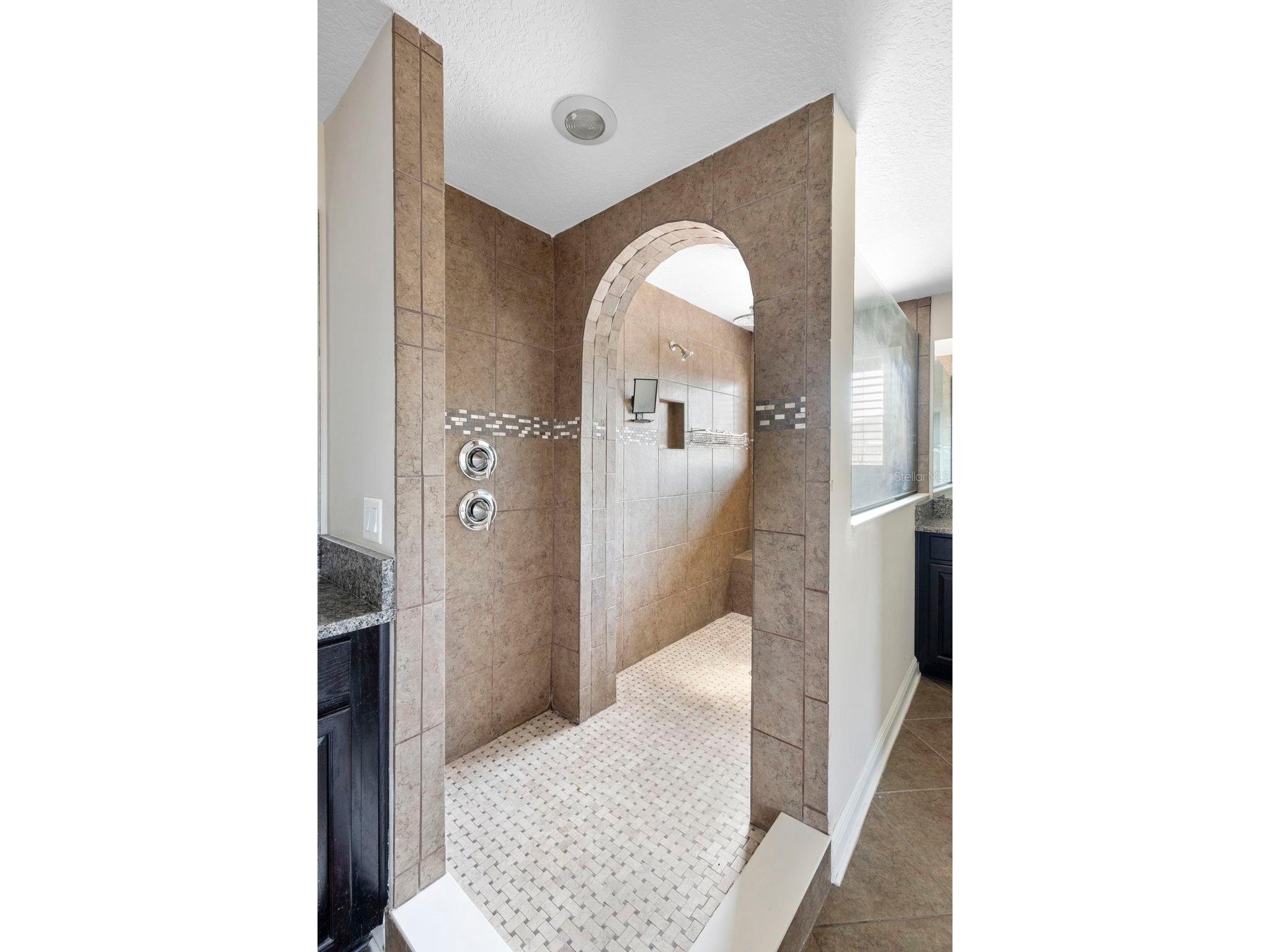 1214 Fountain Coin Loop Orlando FL 32828 V4947438 image11