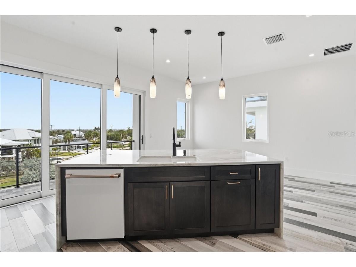 1214 Gulf Boulevard Englewood FL 34223 - ENGLEWOOD BEACH A4686400 image15