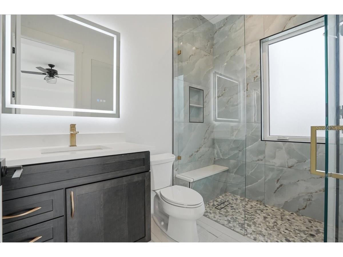 1214 Gulf Boulevard Englewood FL 34223 - ENGLEWOOD BEACH A4686400 image58