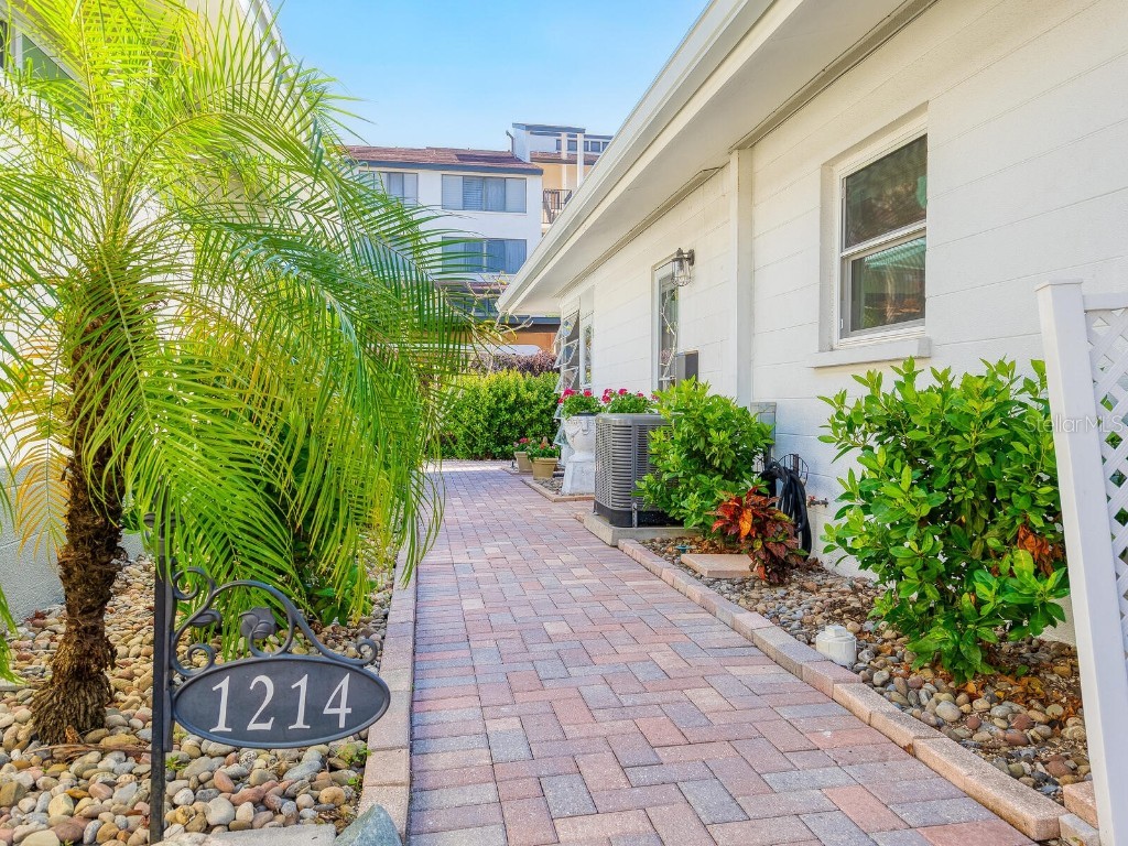 1214 Moonmist Circle #S-01S Sarasota FL 34242 A4672760 image2