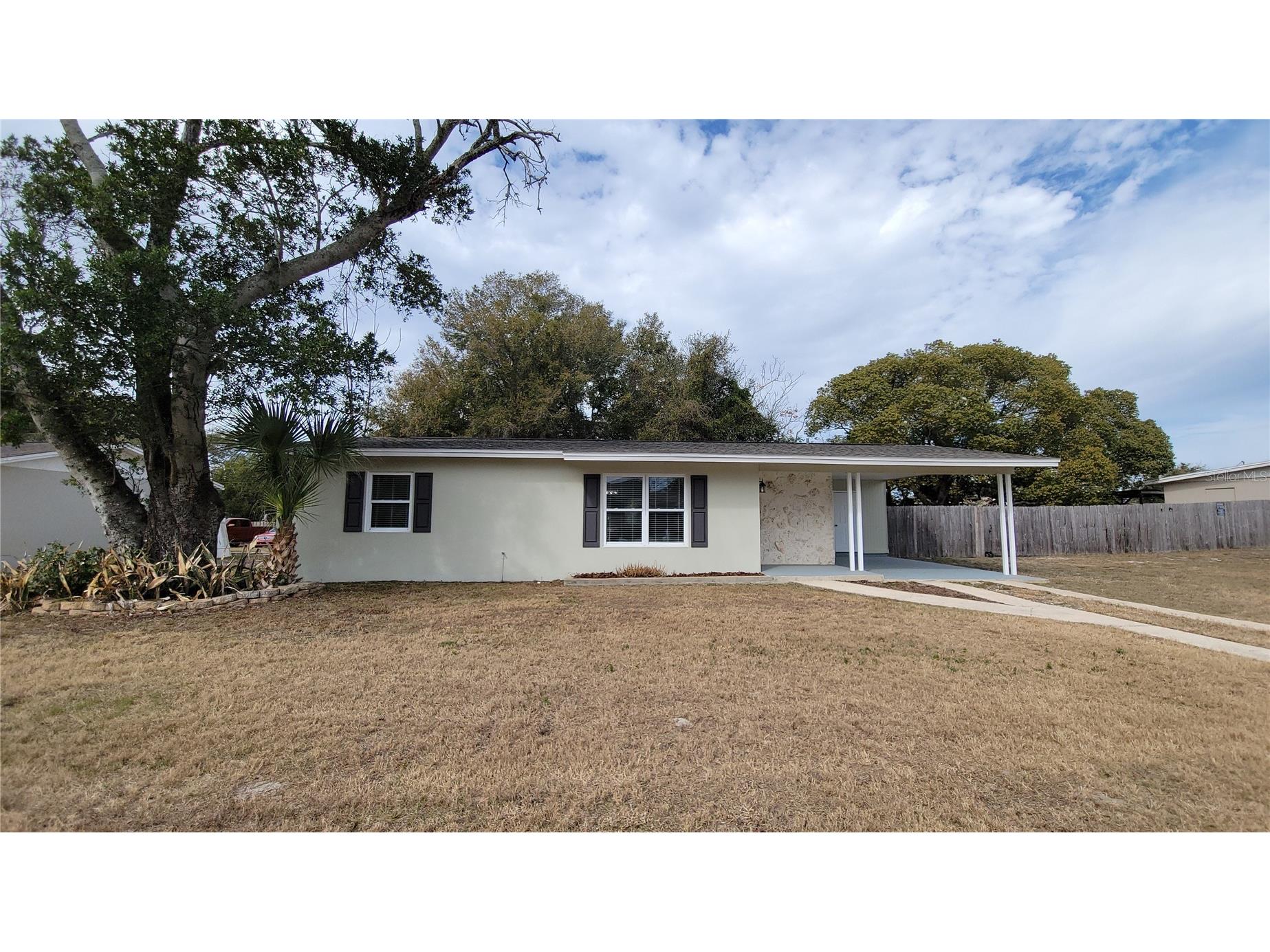 1214 Pilgrim Avenue Deltona FL 32725 V4947328 image1