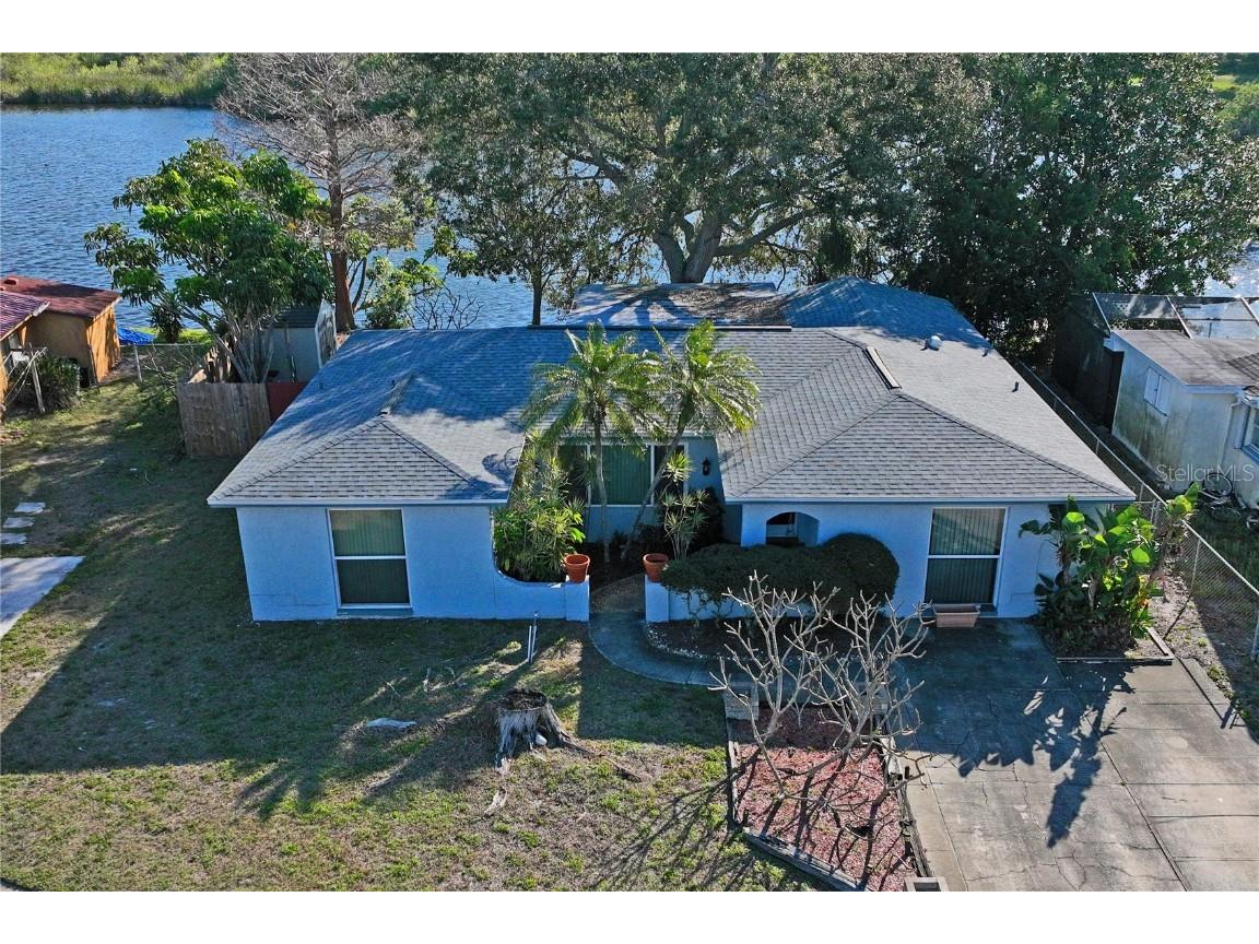 1214 Stover Court Holiday FL 34691 - LAKE NASH TB8356282 image1