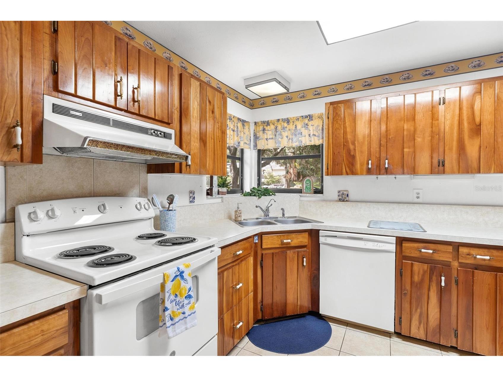 1214 W Crooked Lake Place Eustis FL 32726 - W CROOKED LAKE G5113545 image9