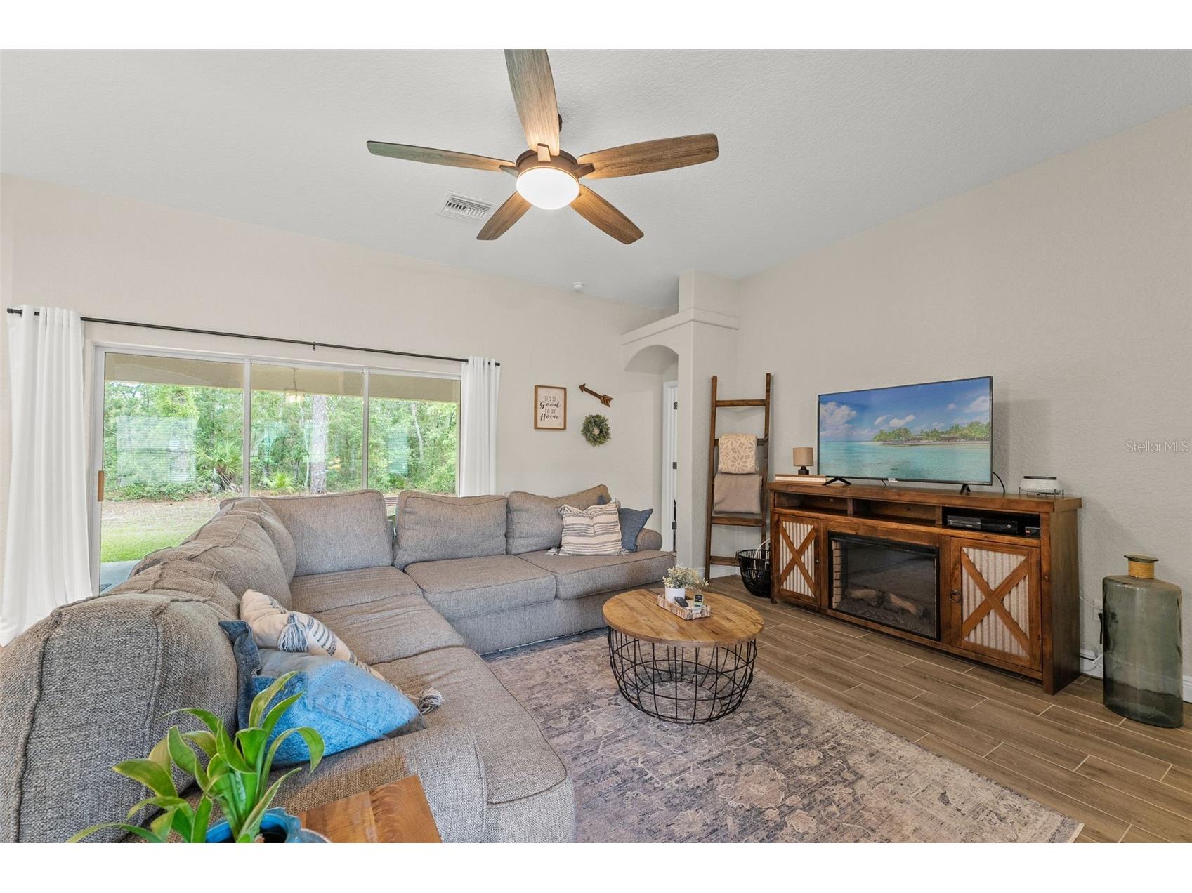 12141 Marvelwood Road Weeki Wachee FL 34614 W7882303 image4